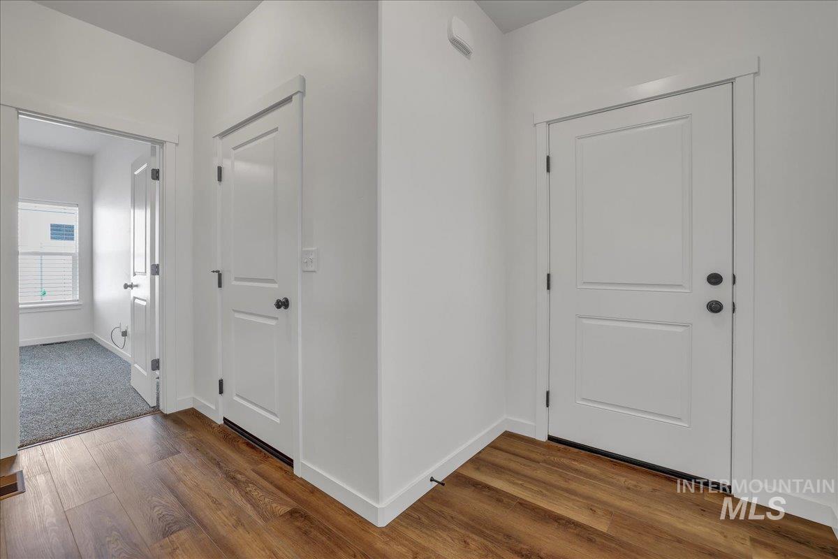 1275 Terra Ave Property Photo 16