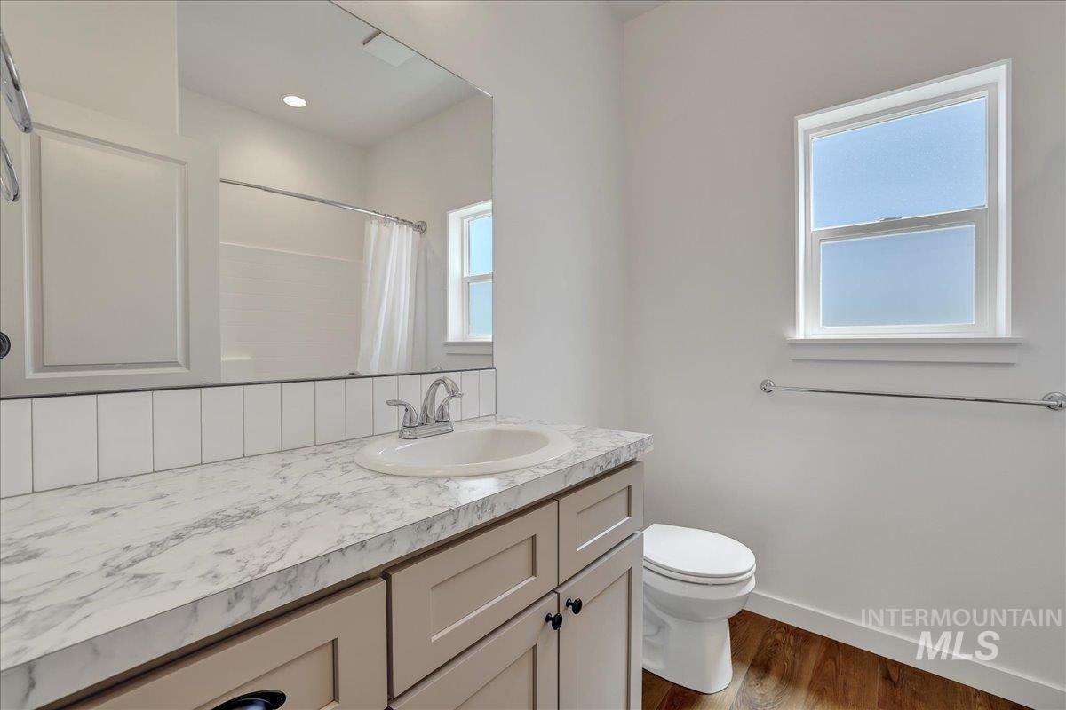 1275 Terra Ave Property Photo 23