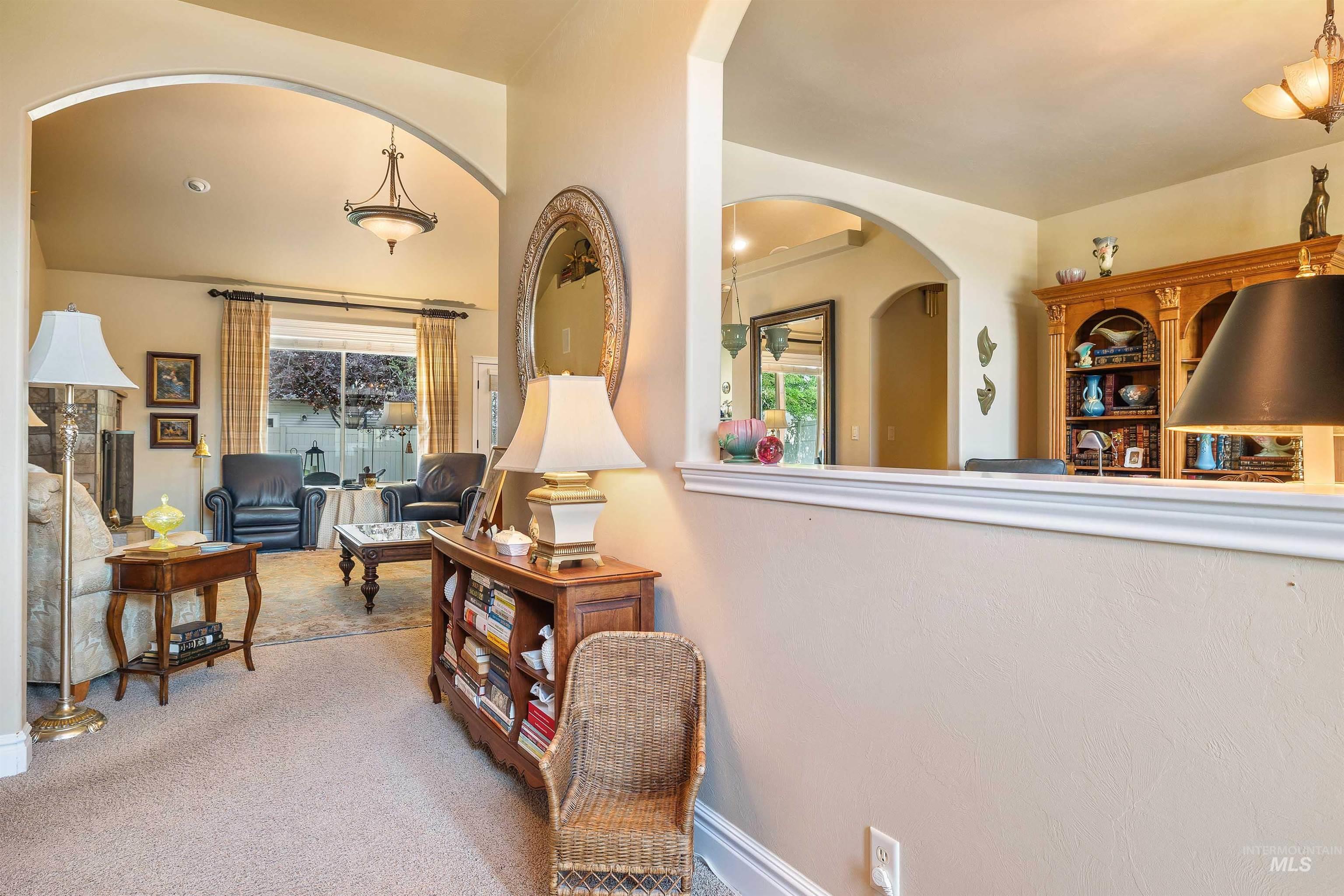 455 Coiner Cir Property Photo 7