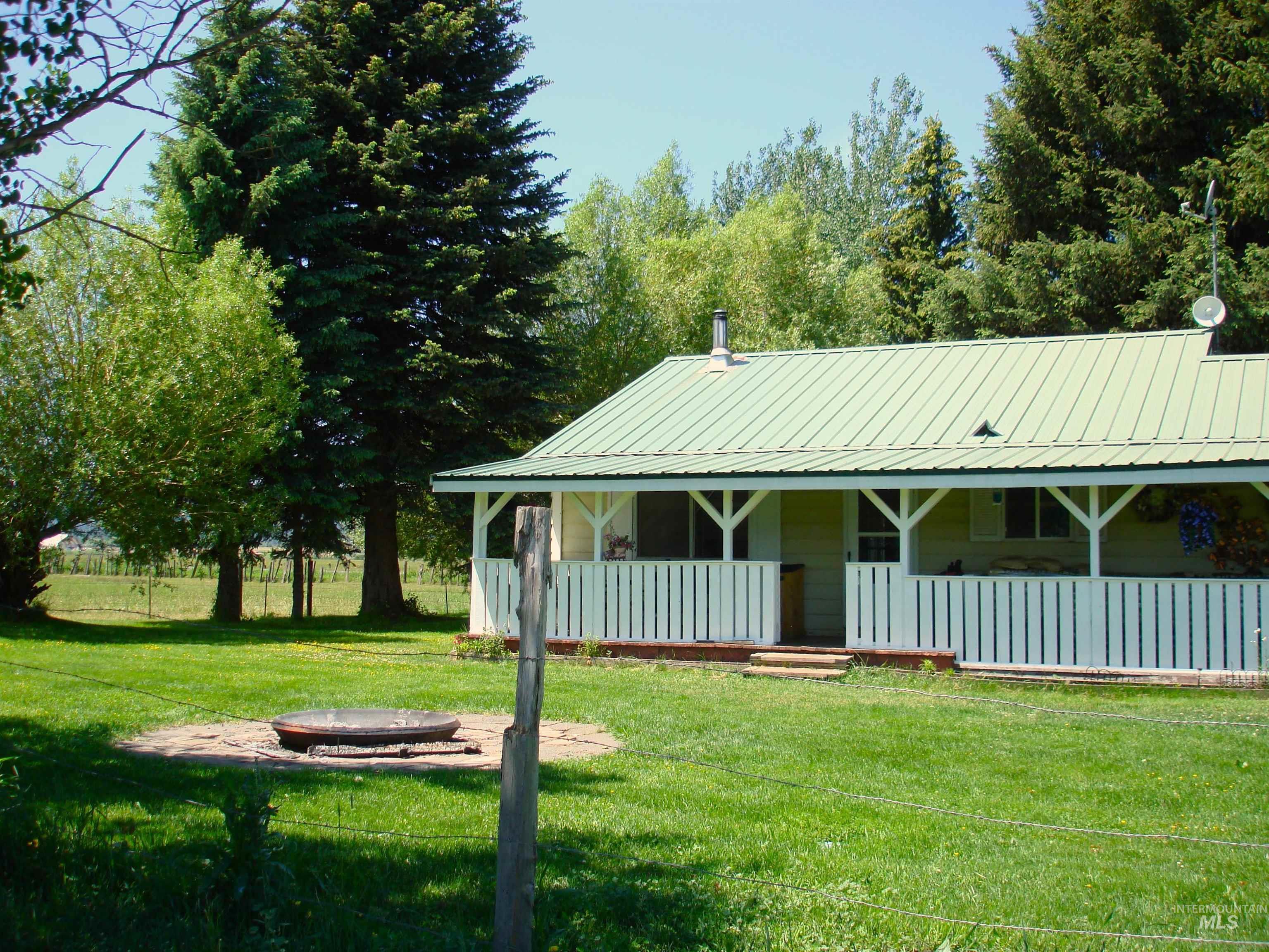 3756 Farrell Road Property Photo 1