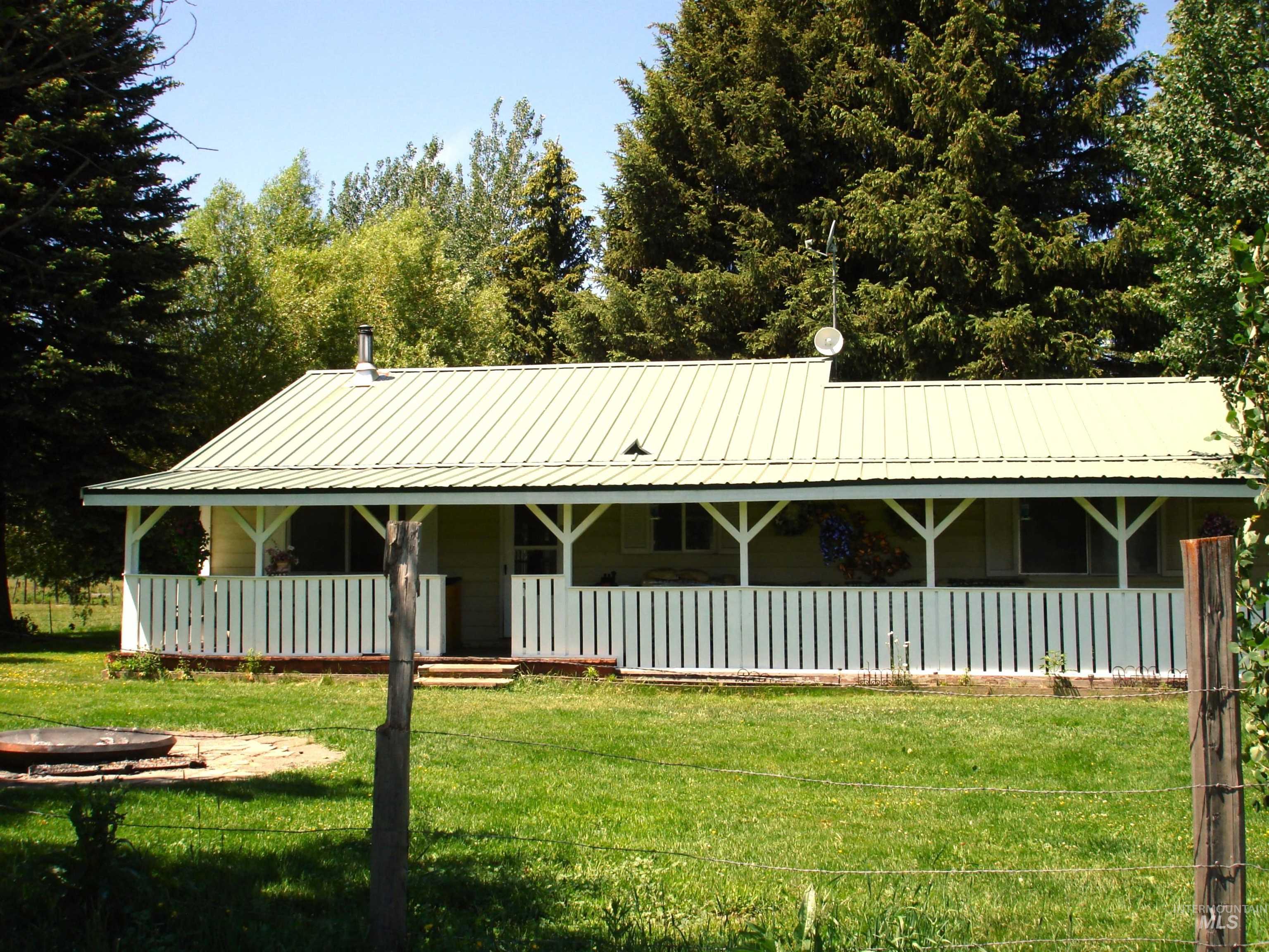 3756 Farrell Road Property Photo 3