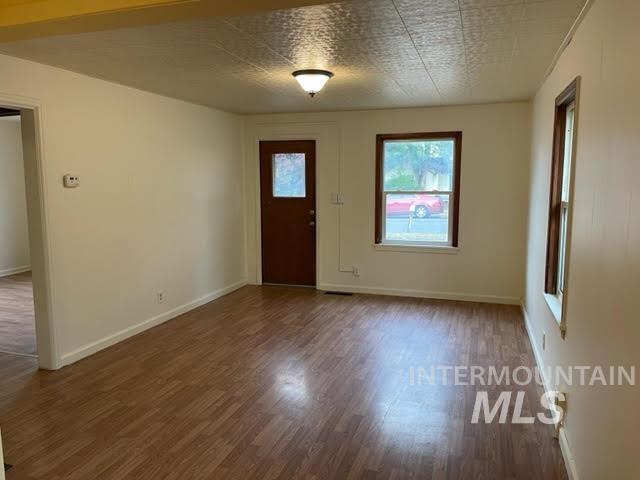 271 Tyler Street Property Photo 3