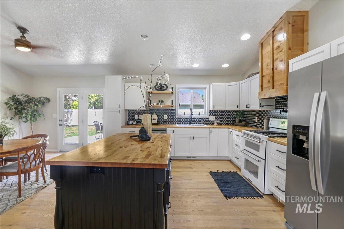 1827 Targhee Drive Property Photo 13