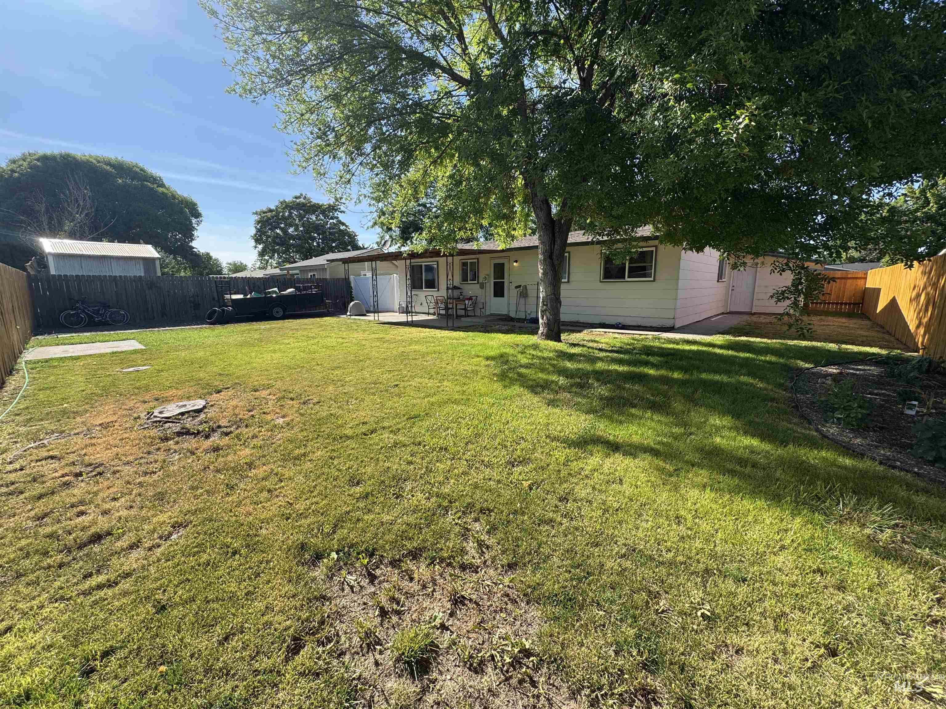 1514 Helena Dr Property Photo 13
