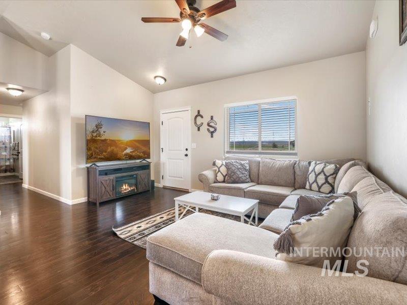 3652 N 600 E Property Photo 5