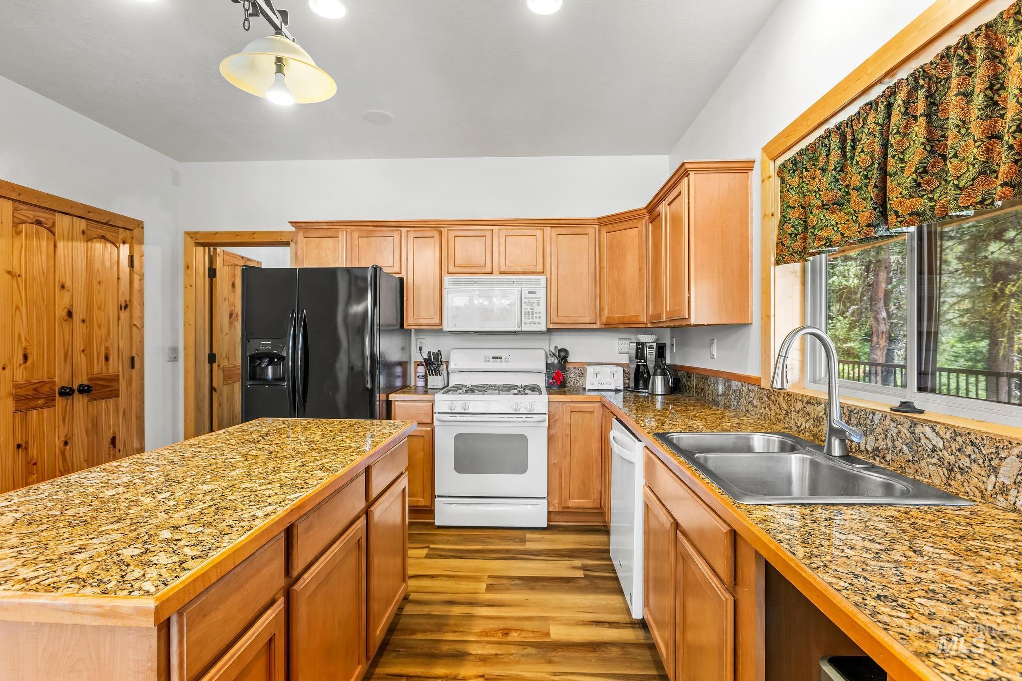 10389 Gamann Dr Property Photo 9
