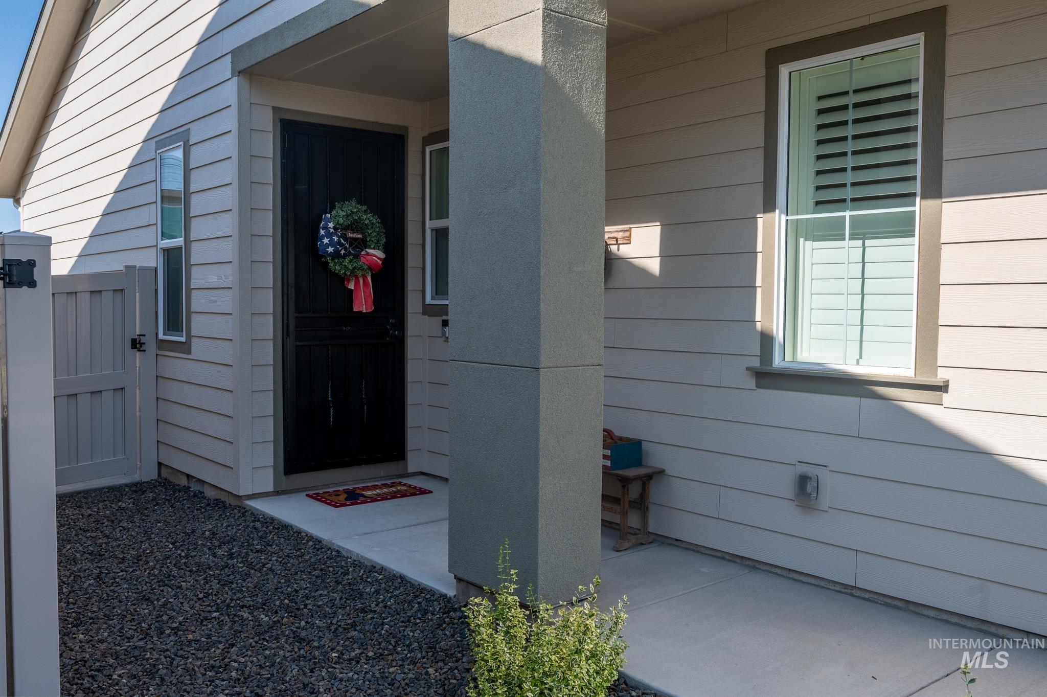 2068 W Concha St. Property Photo 6
