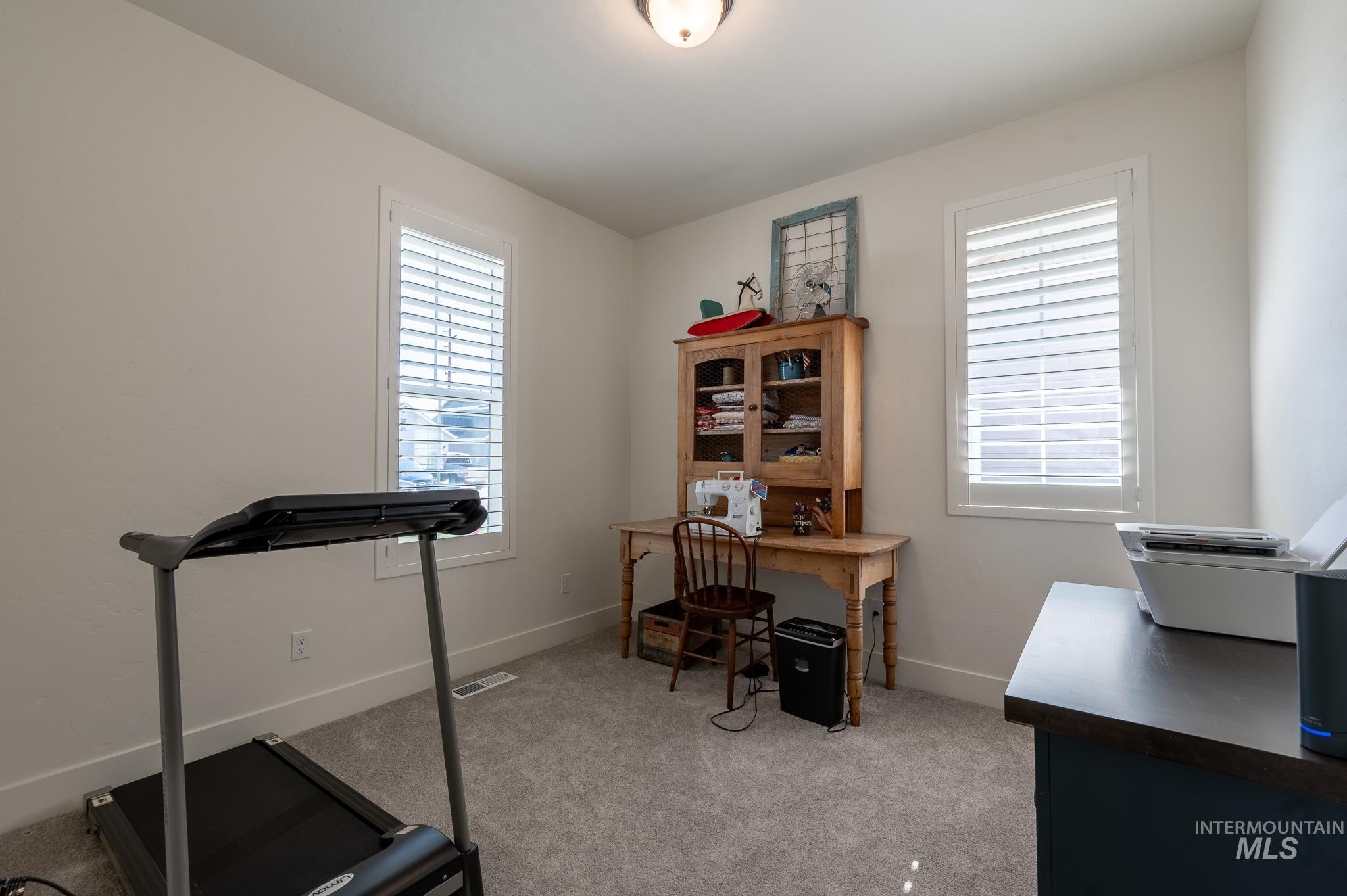 2068 W Concha St. Property Photo 16