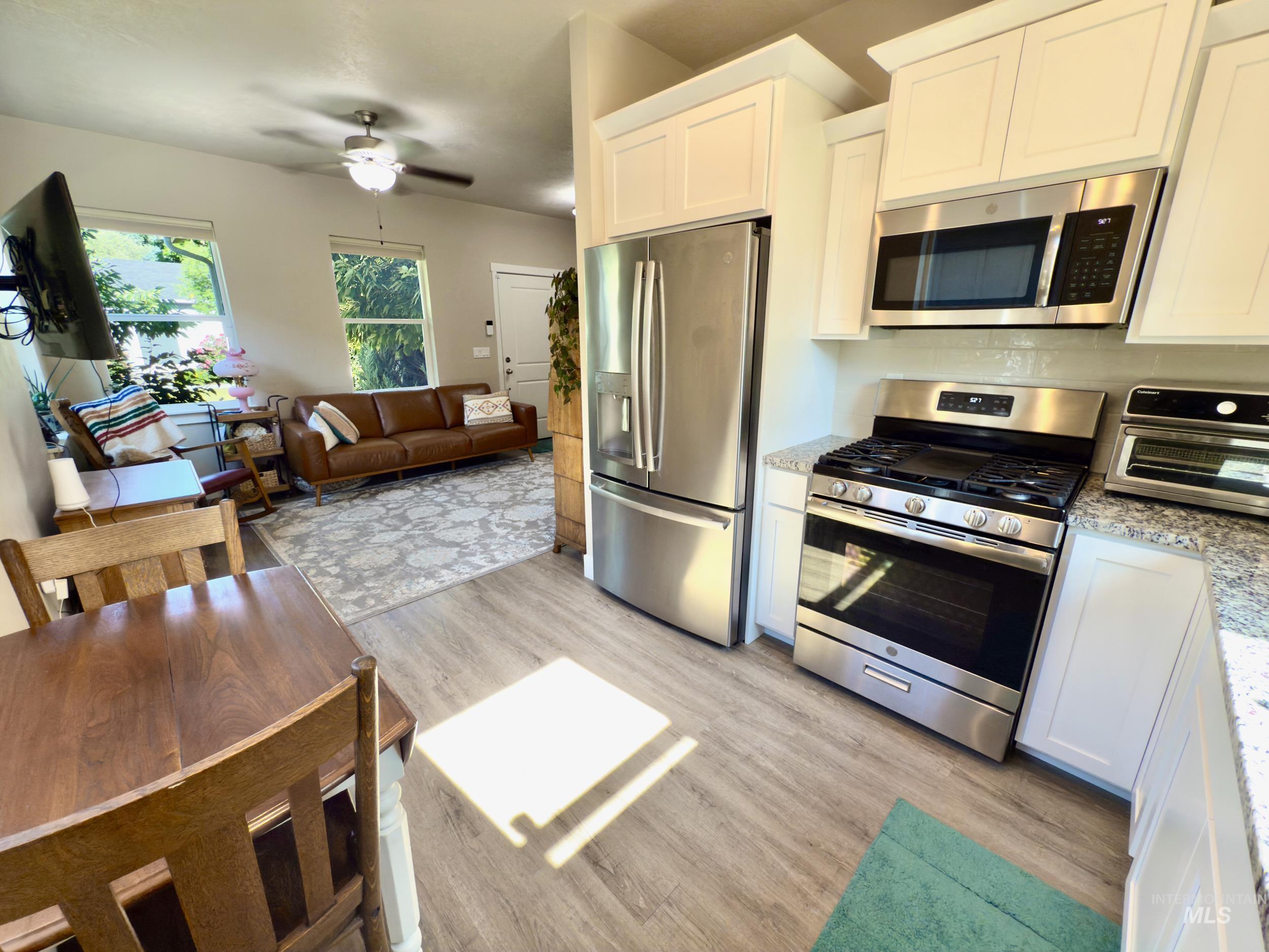 2459 S Loveland Lane Property Photo 12