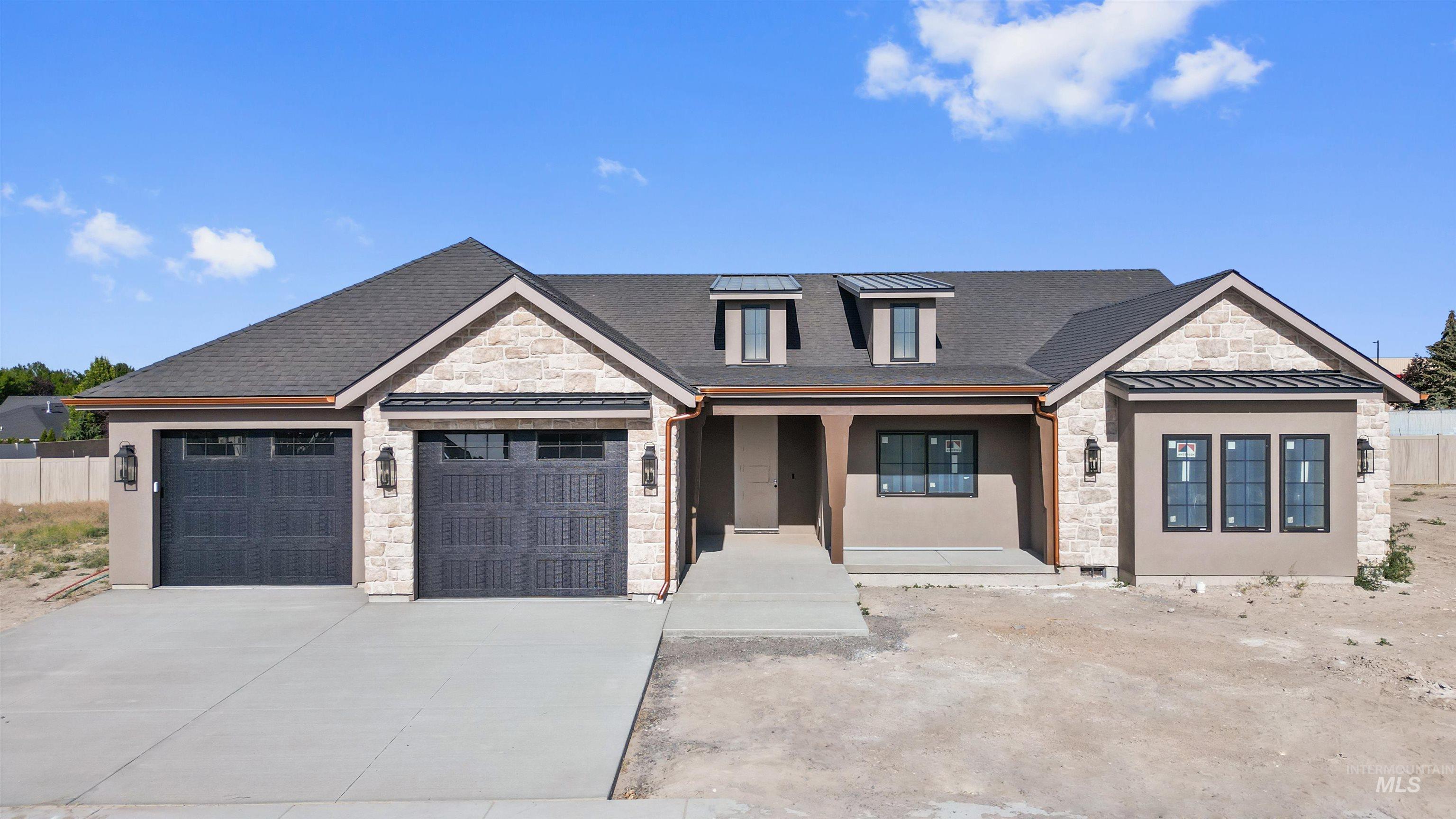 625 Canyon Falls Drive Property Photo 1