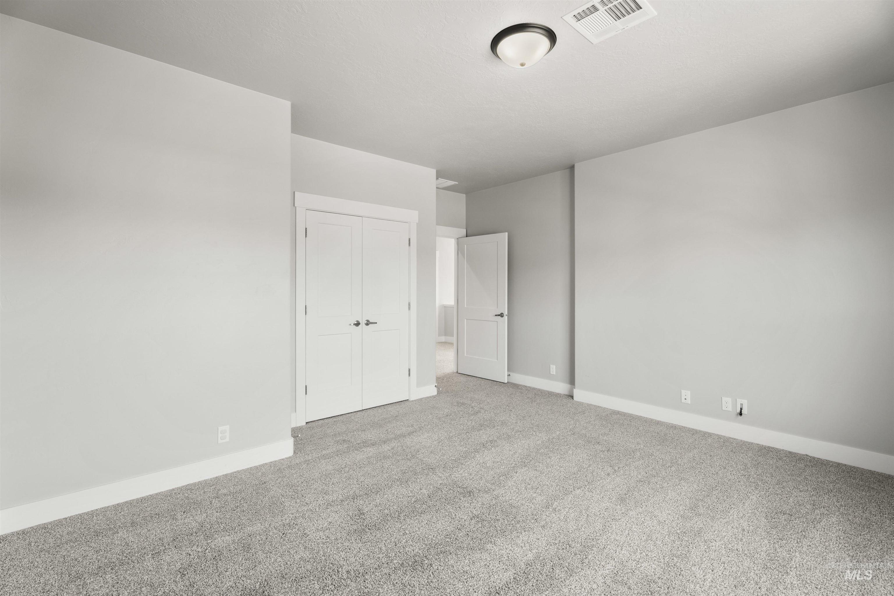 3326 W Lassen Dr Property Photo 44