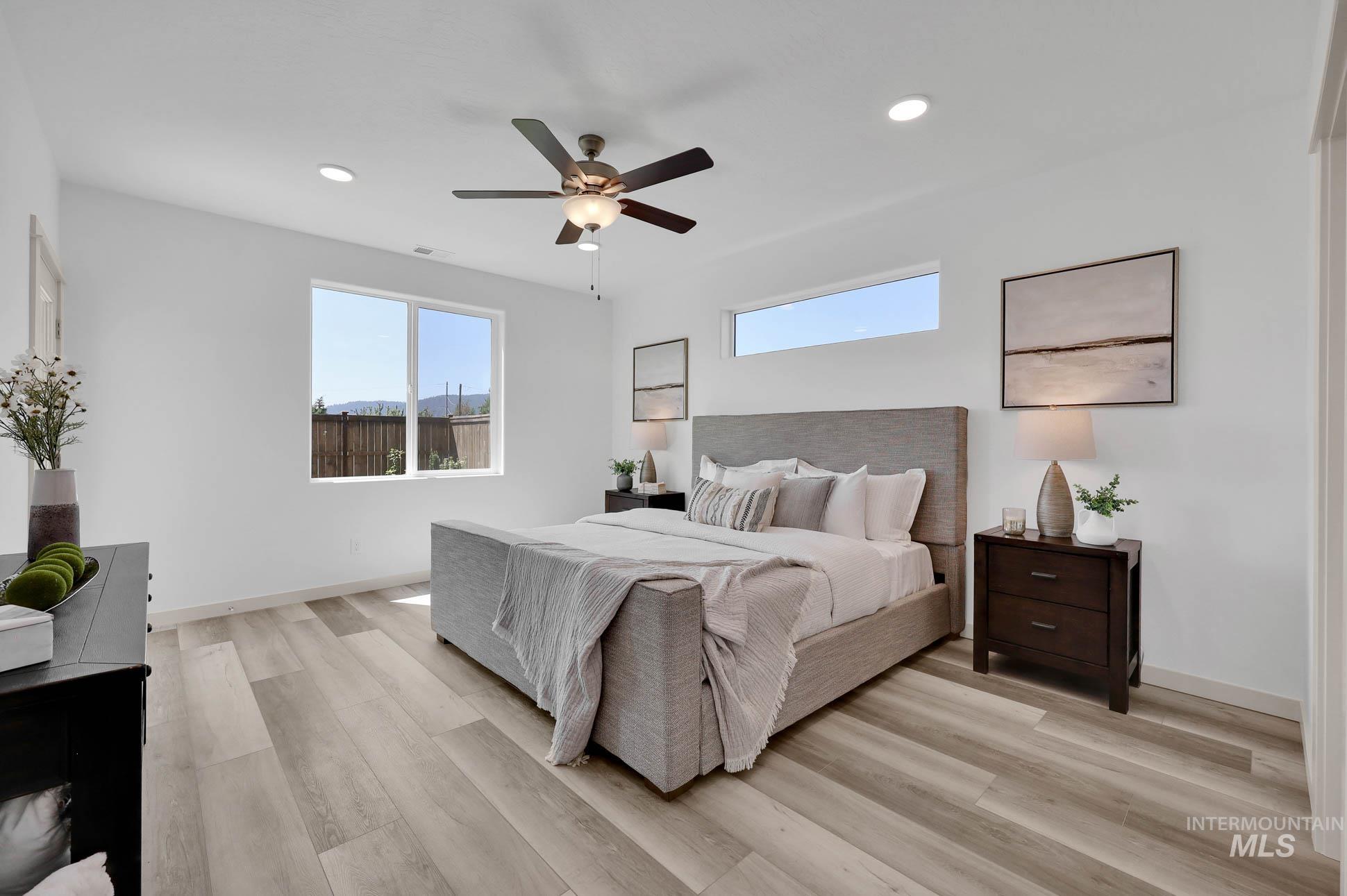 11216 Shadow Glen Drive Property Photo 19