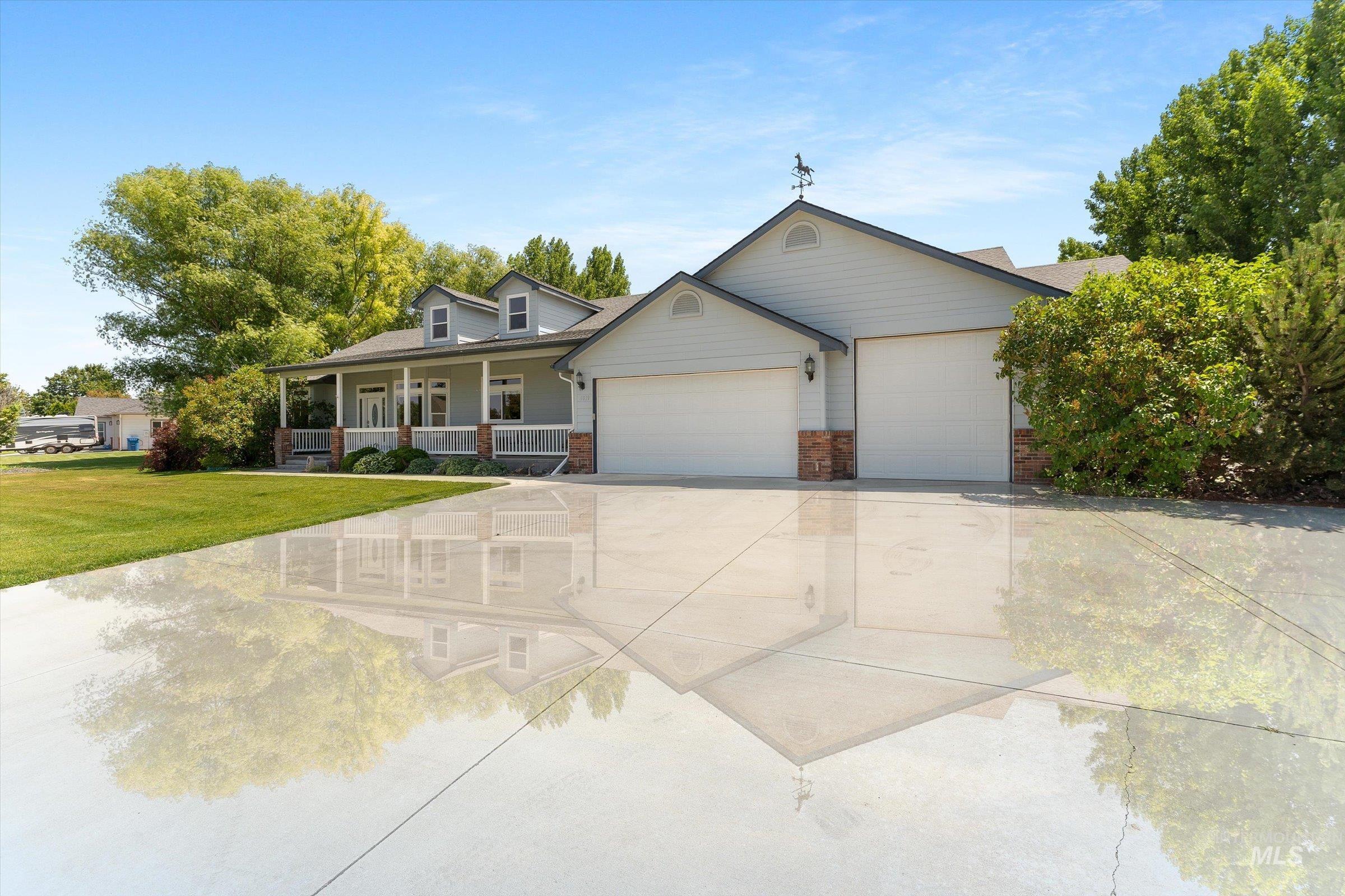 4019 E Man O War Dr Property Photo 46