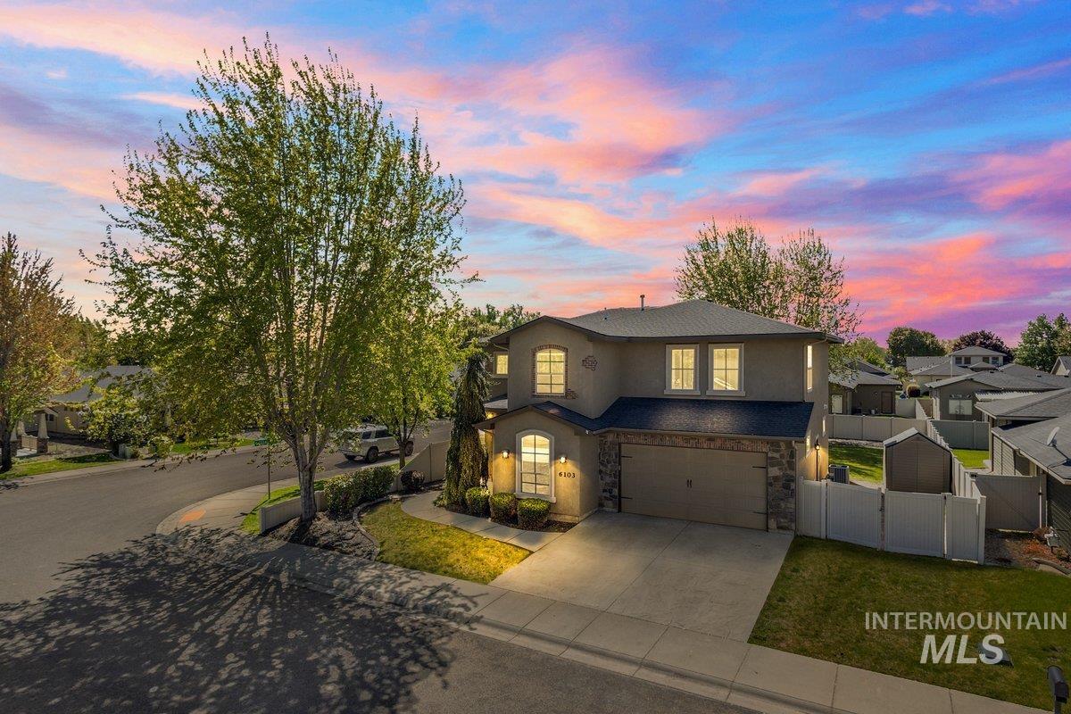 6103 S Icicle Ave Property Photo 1