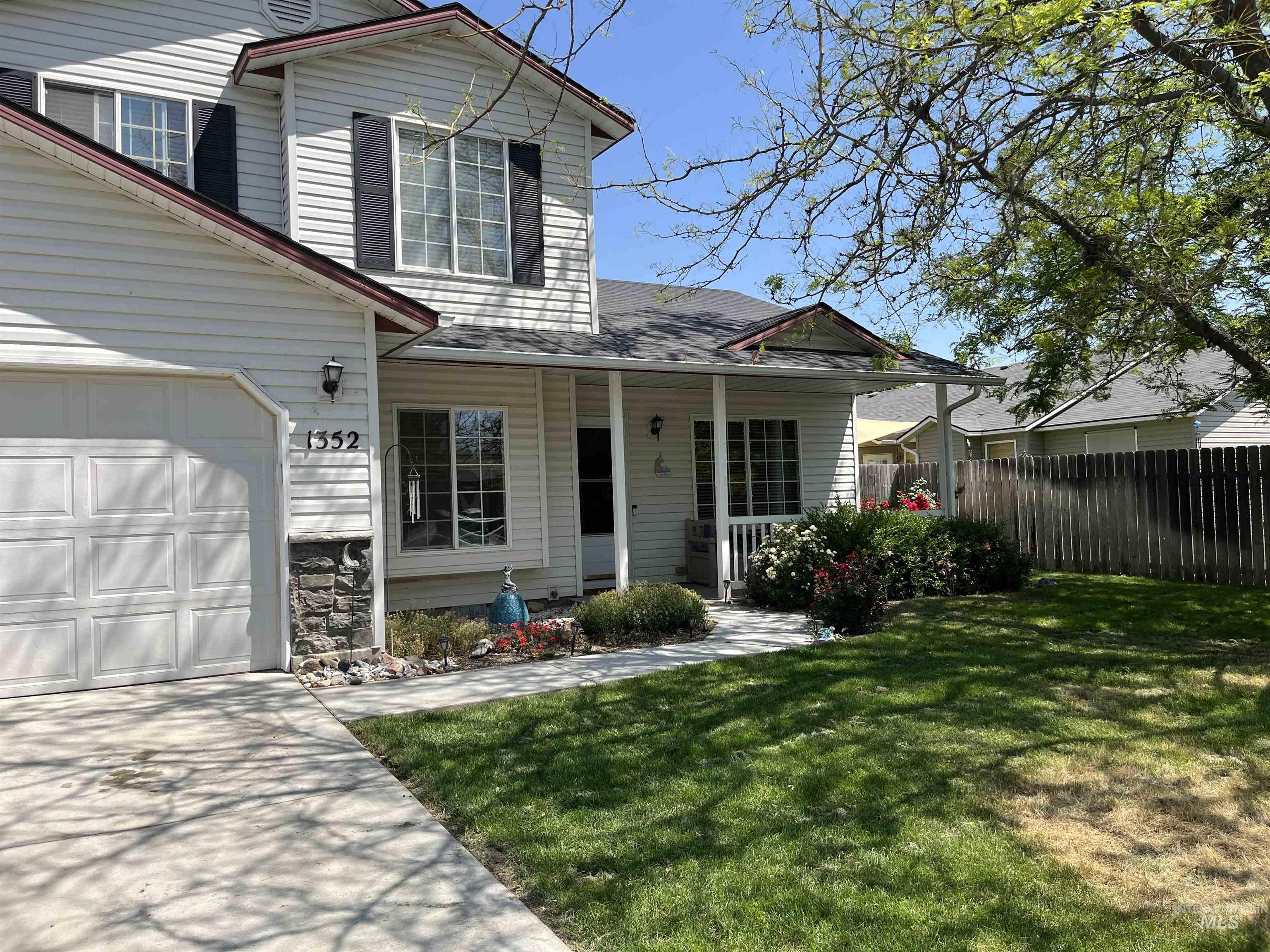 1352 Condor Dr. Property Photo 1