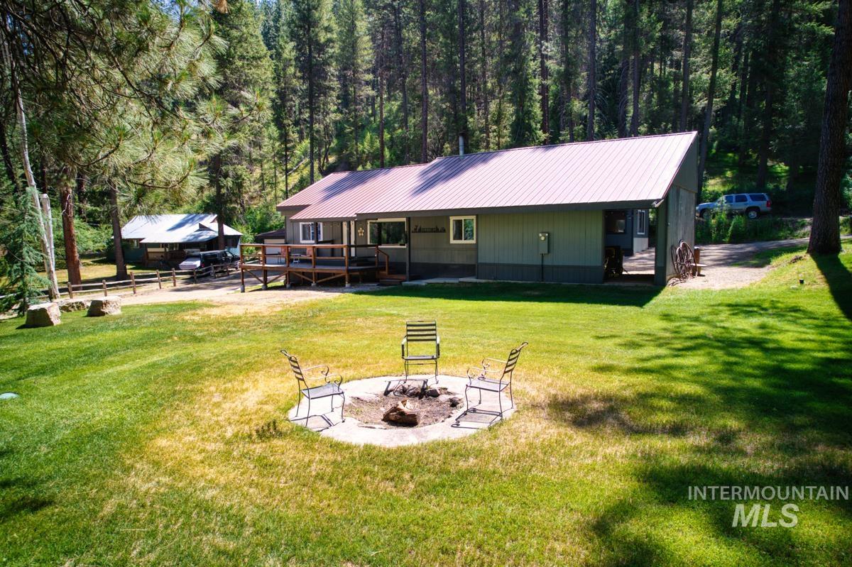 12 Lightning Creek Circle