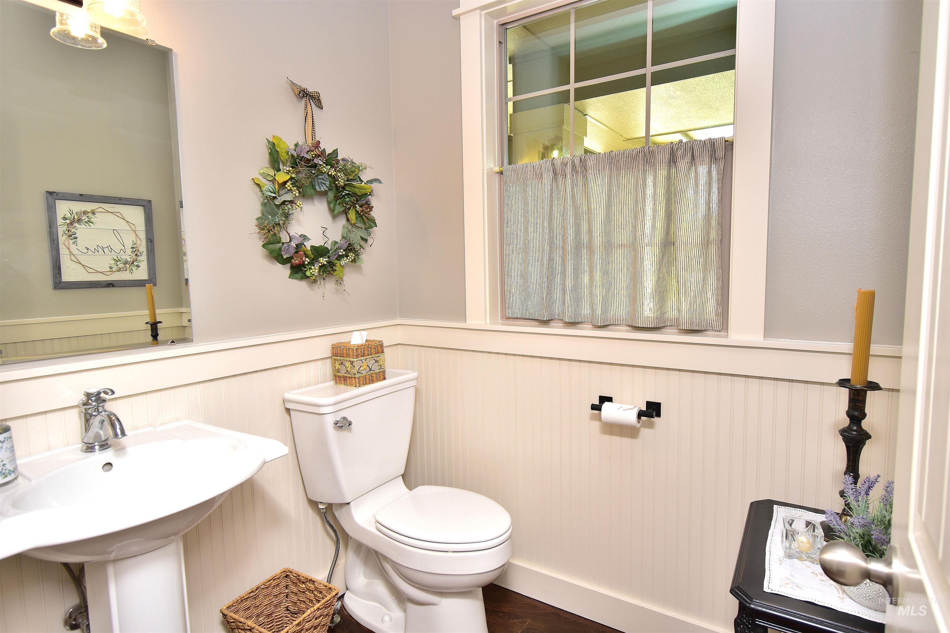 475 S Thornwood Way Property Photo 24