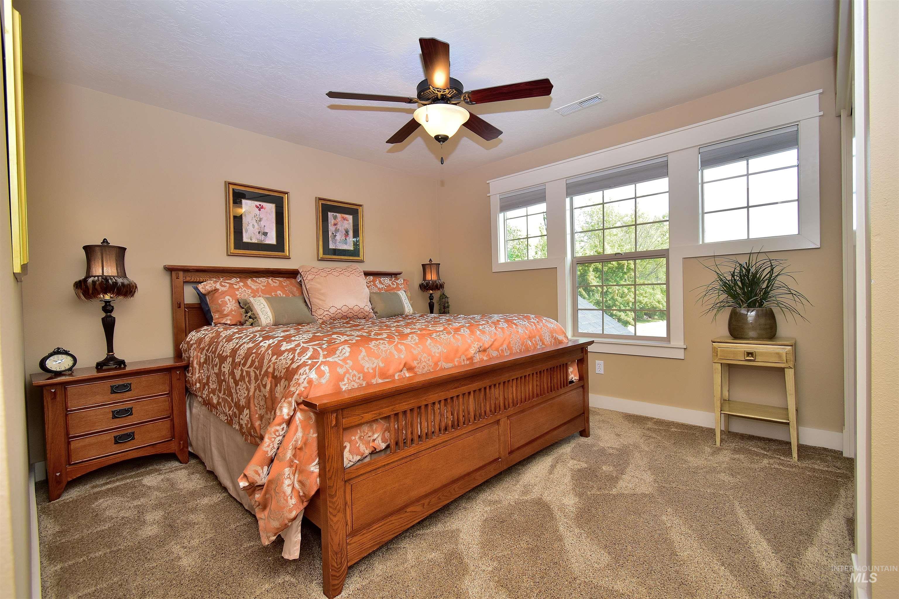 475 S Thornwood Way Property Photo 31