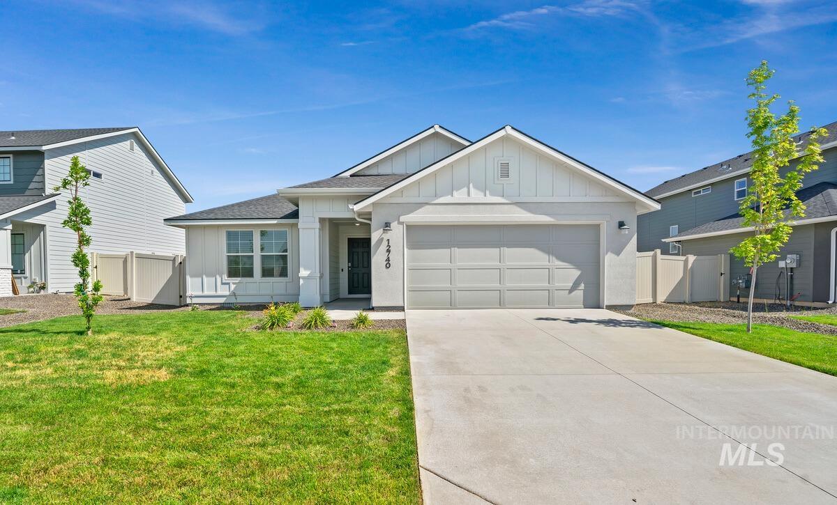 12740 Abbeygate Dr. Property Photo 1