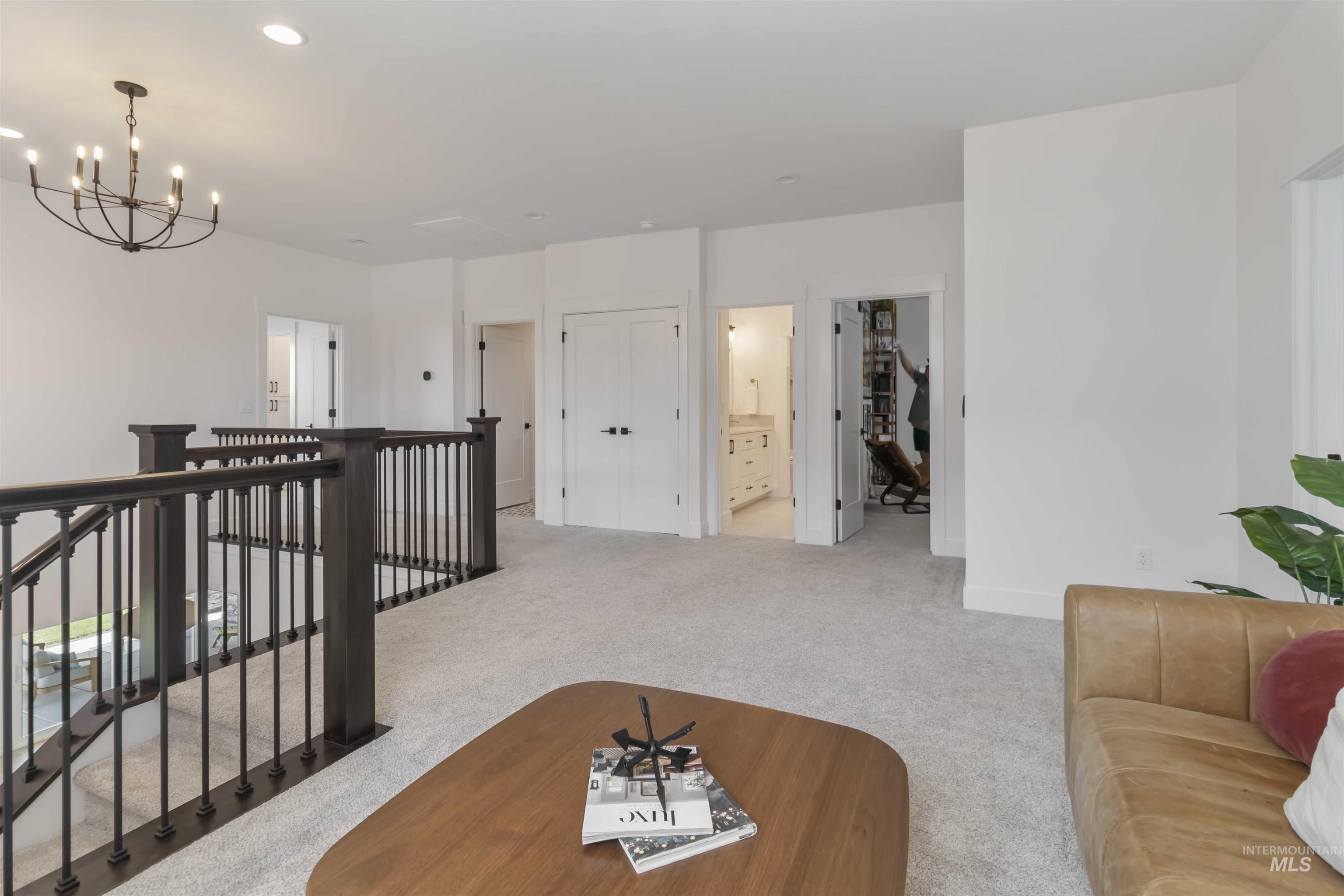 125 S Eagles Roost Way Property Photo 28