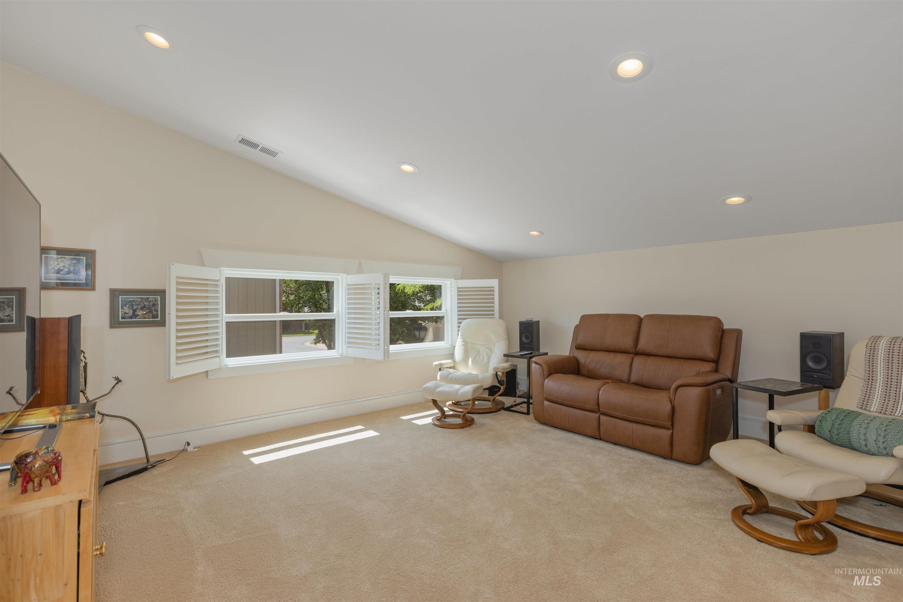 269 S S Coston Ln. Property Photo 37