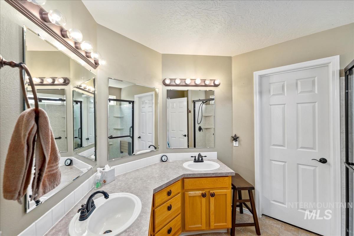 3804 Stonehedge Way Property Photo 17