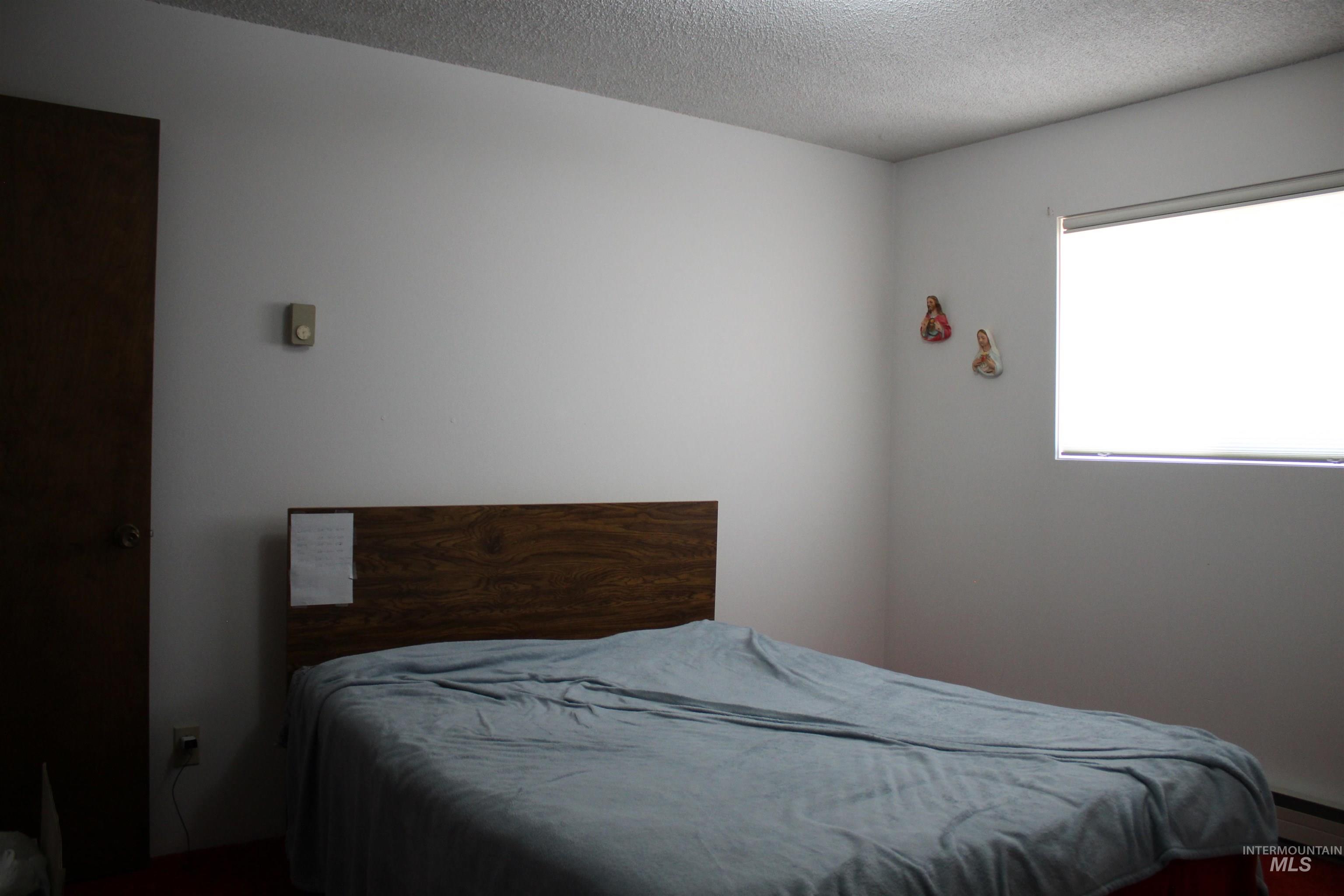 1034 Greencreek Road Property Photo 7