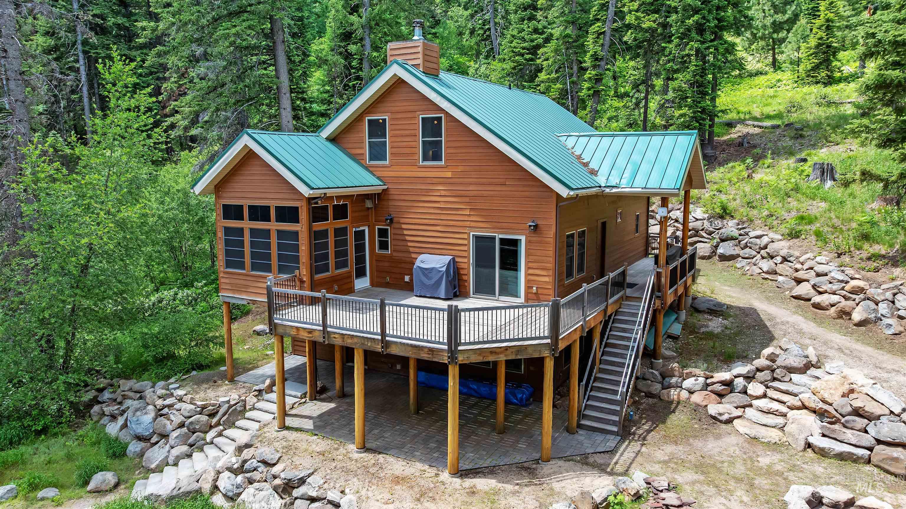 1649 Bear Trail