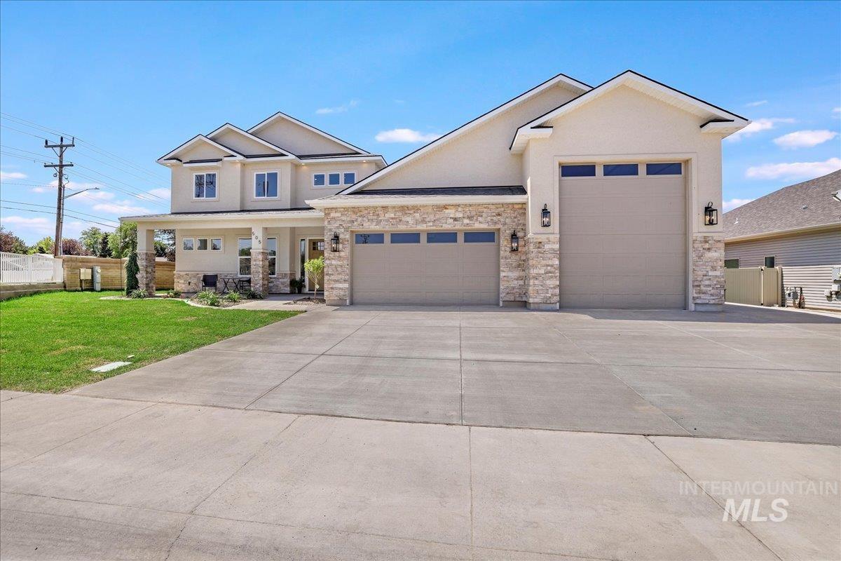 505 Stonehedge Loop Property Photo 1