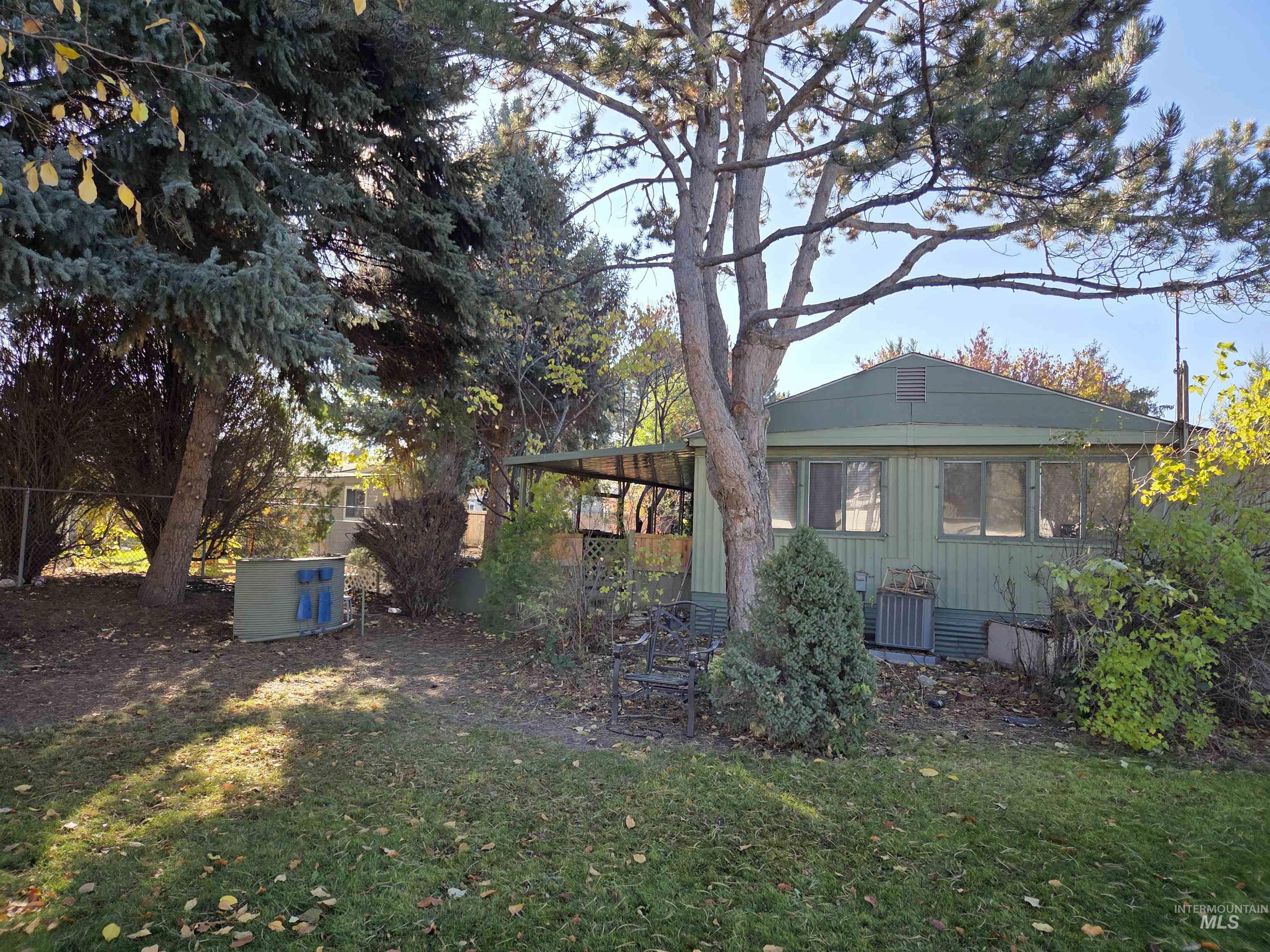 1715 W Flamingo Ave Trlr 3 Property Photo 2