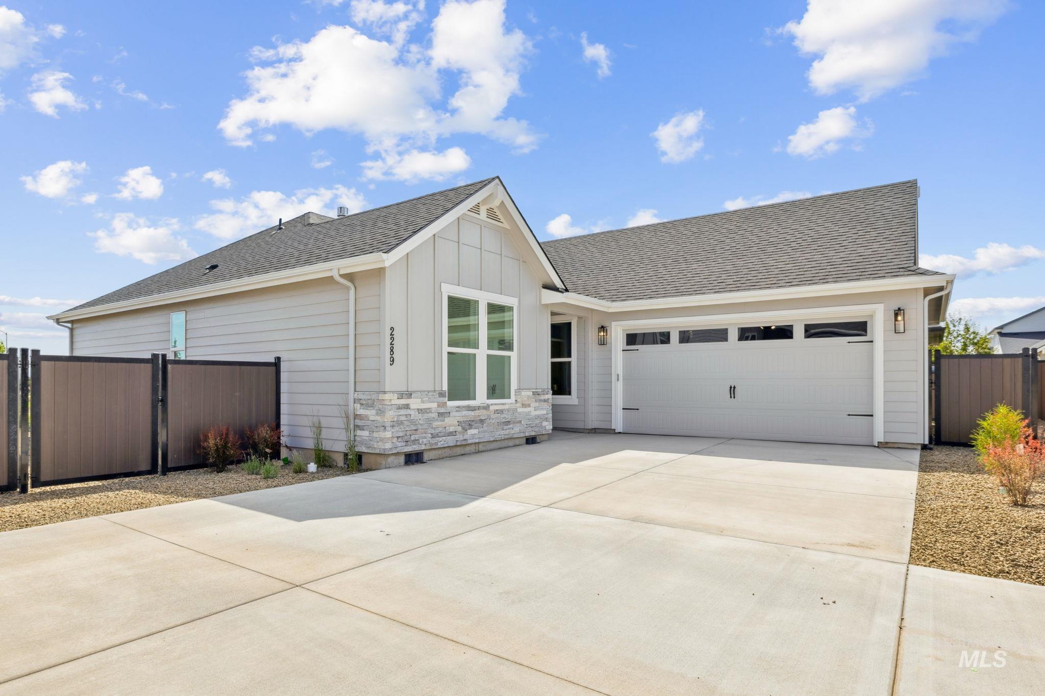 2379 E Valensole St. Property Photo 1