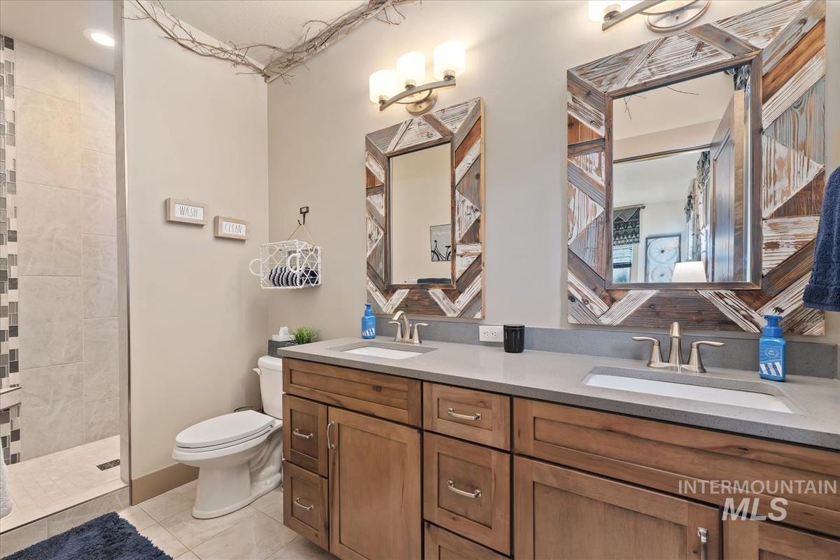 13822 Shadow Ridge Dr Property Photo 15