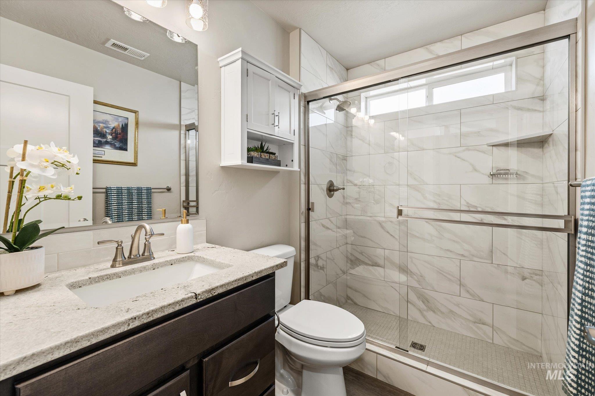 3175 N Greengate Property Photo 5