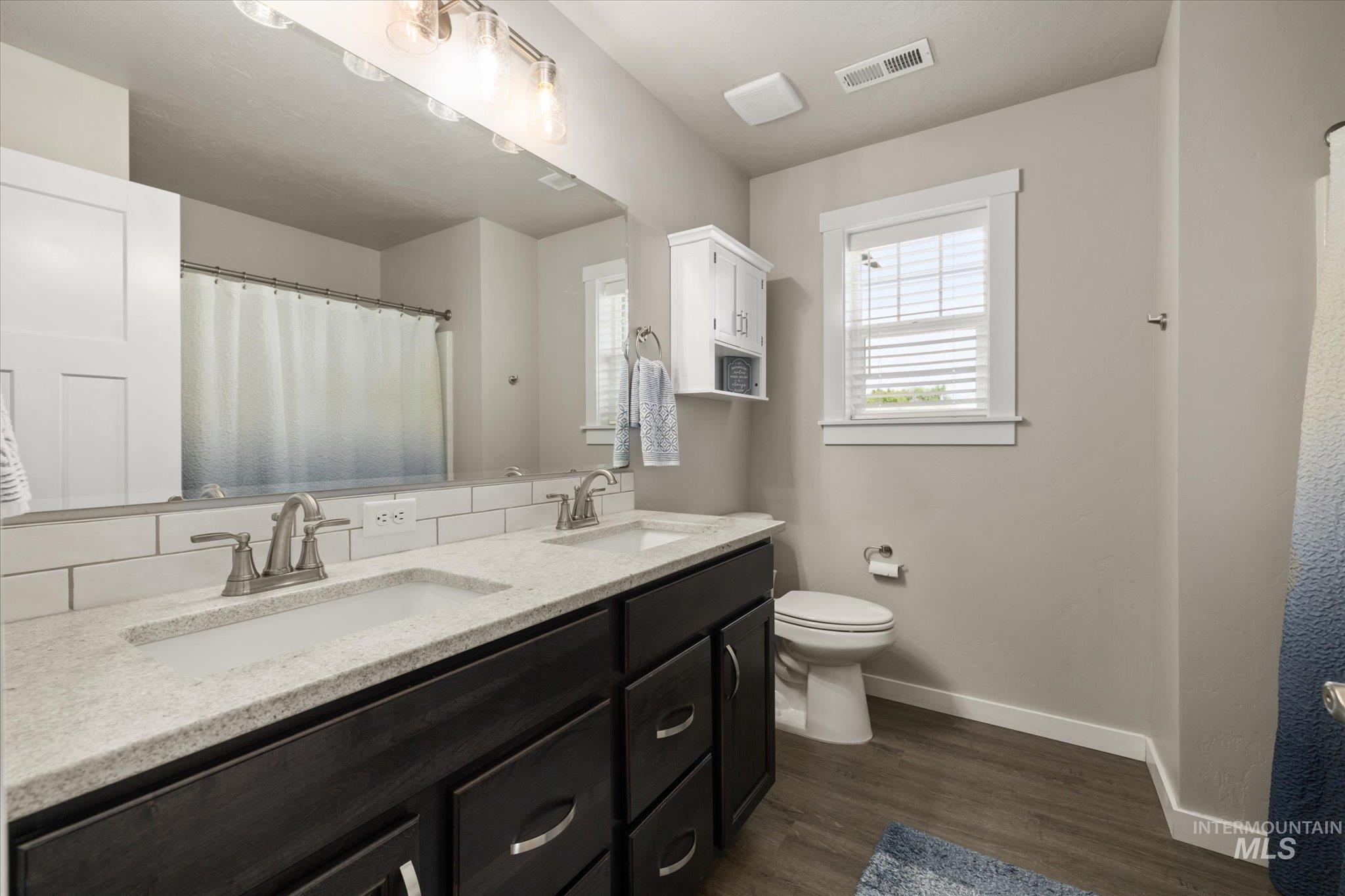 3175 N Greengate Property Photo 27