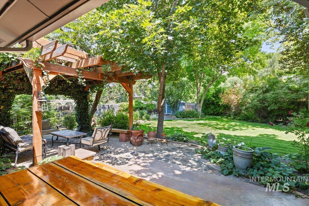 3544 S Canonero Way Property Photo 39