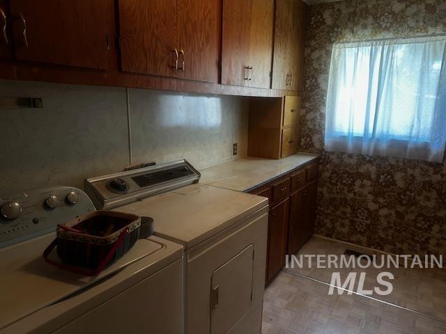 507 21st Ave S Property Photo 4