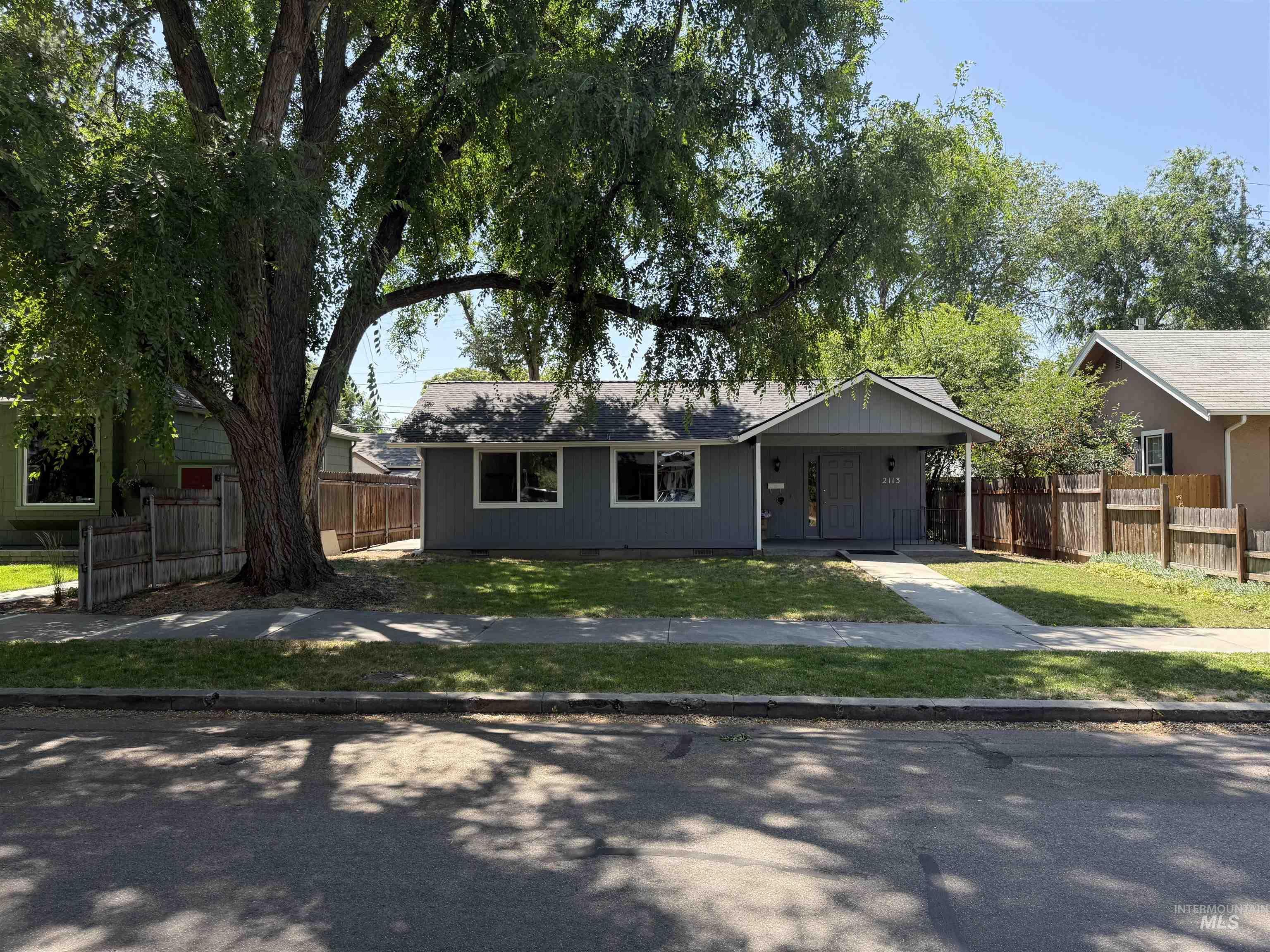 2113 W Jefferson St Property Photo 48
