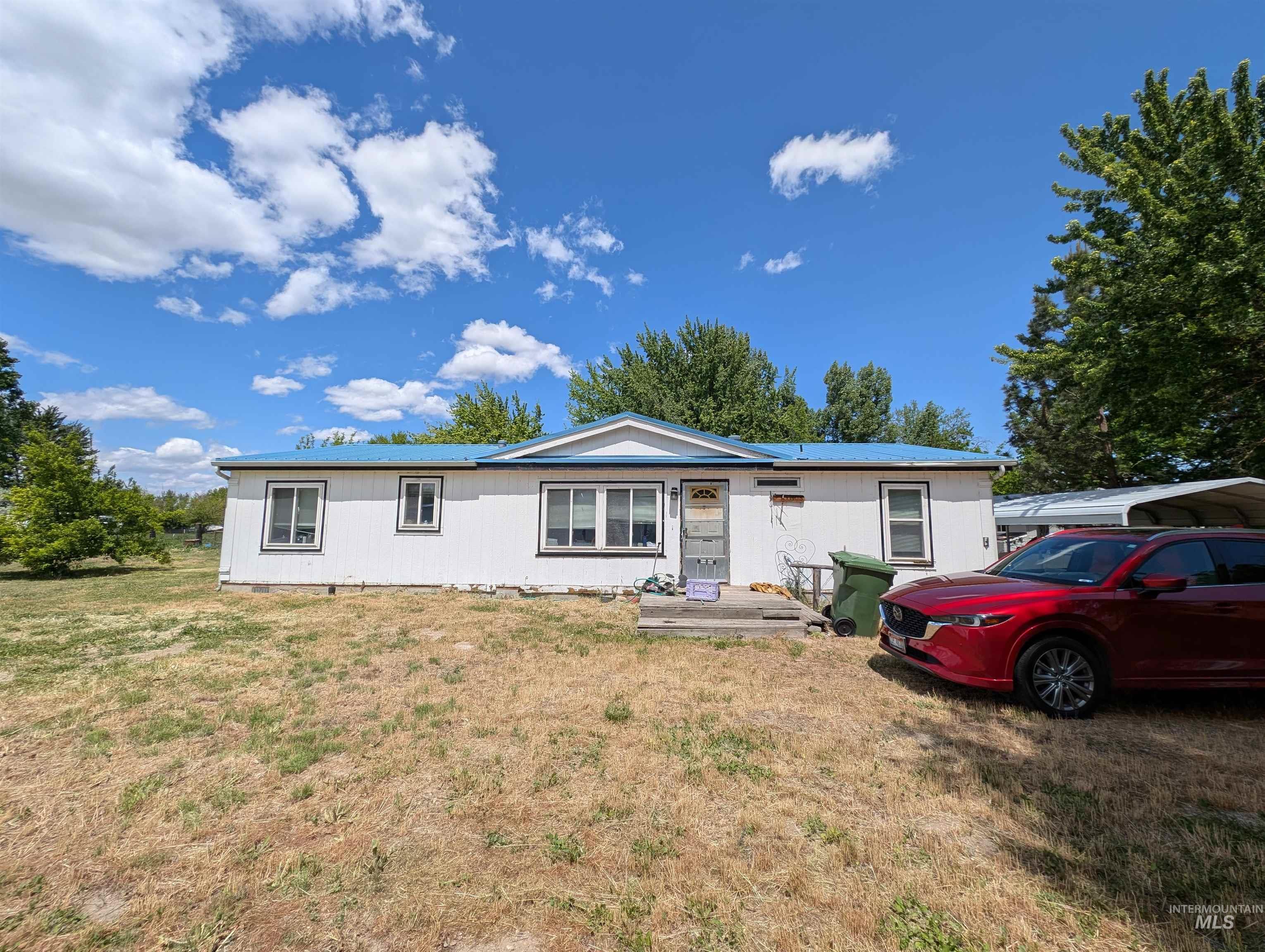 10327 Highway 95 Property Photo 1