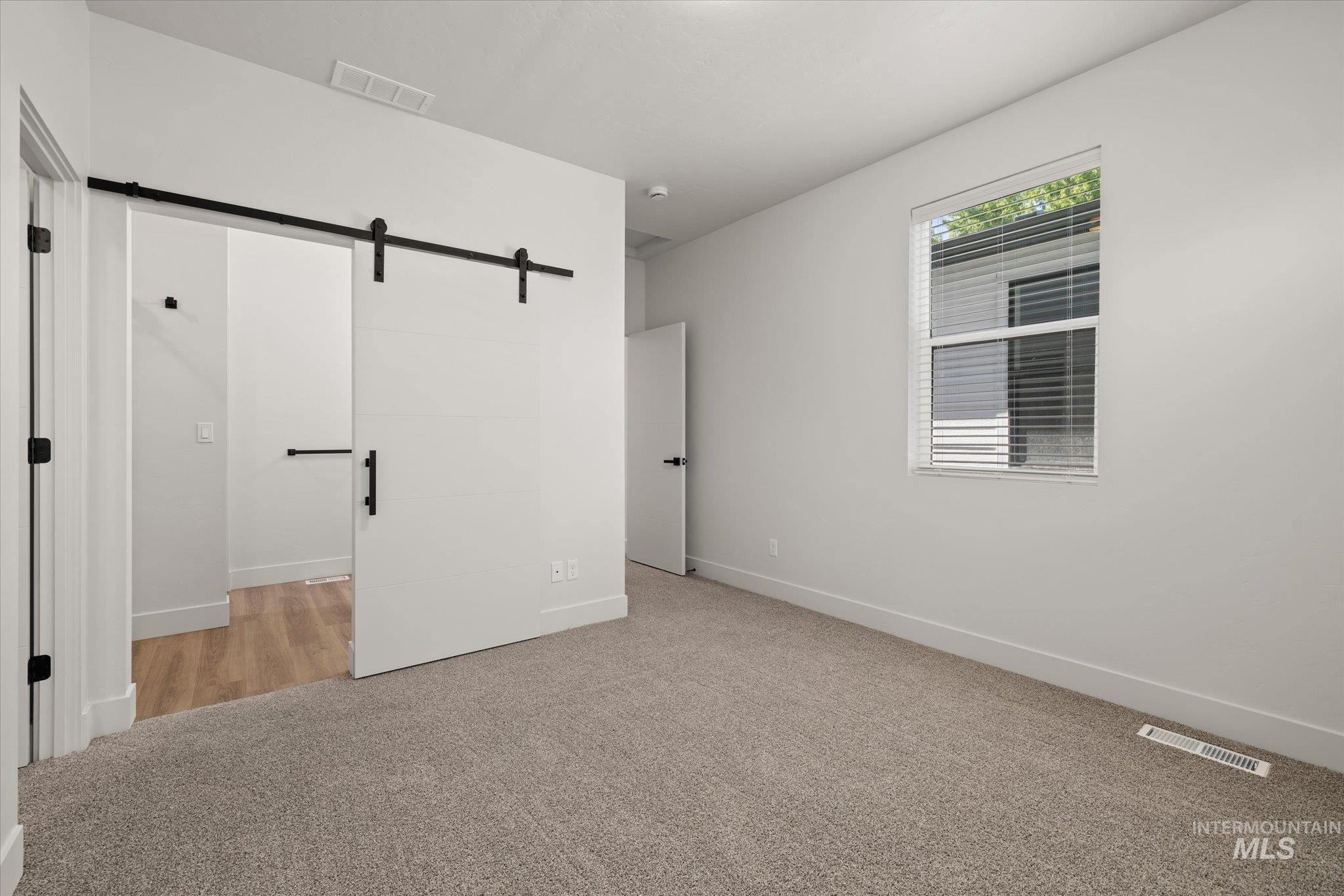 1529 S Lincoln Ave Property Photo 11