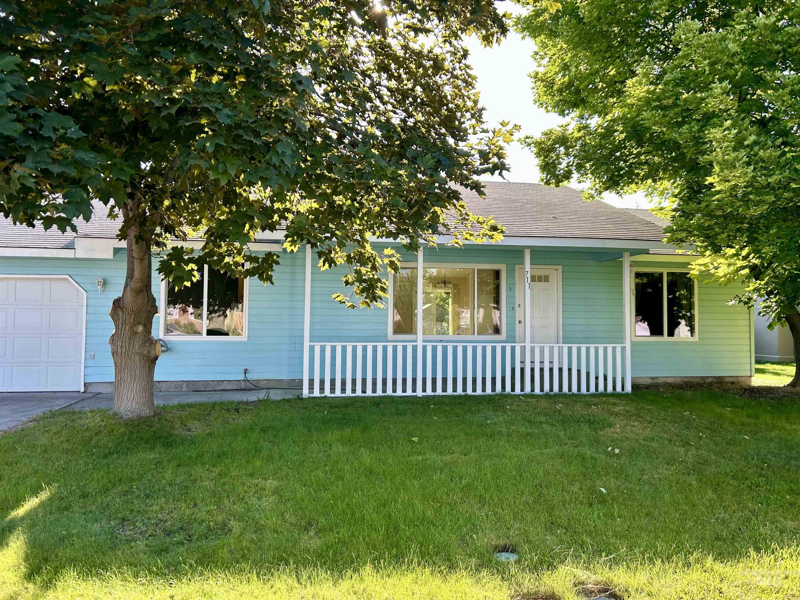 711 CYPRESS Property Image