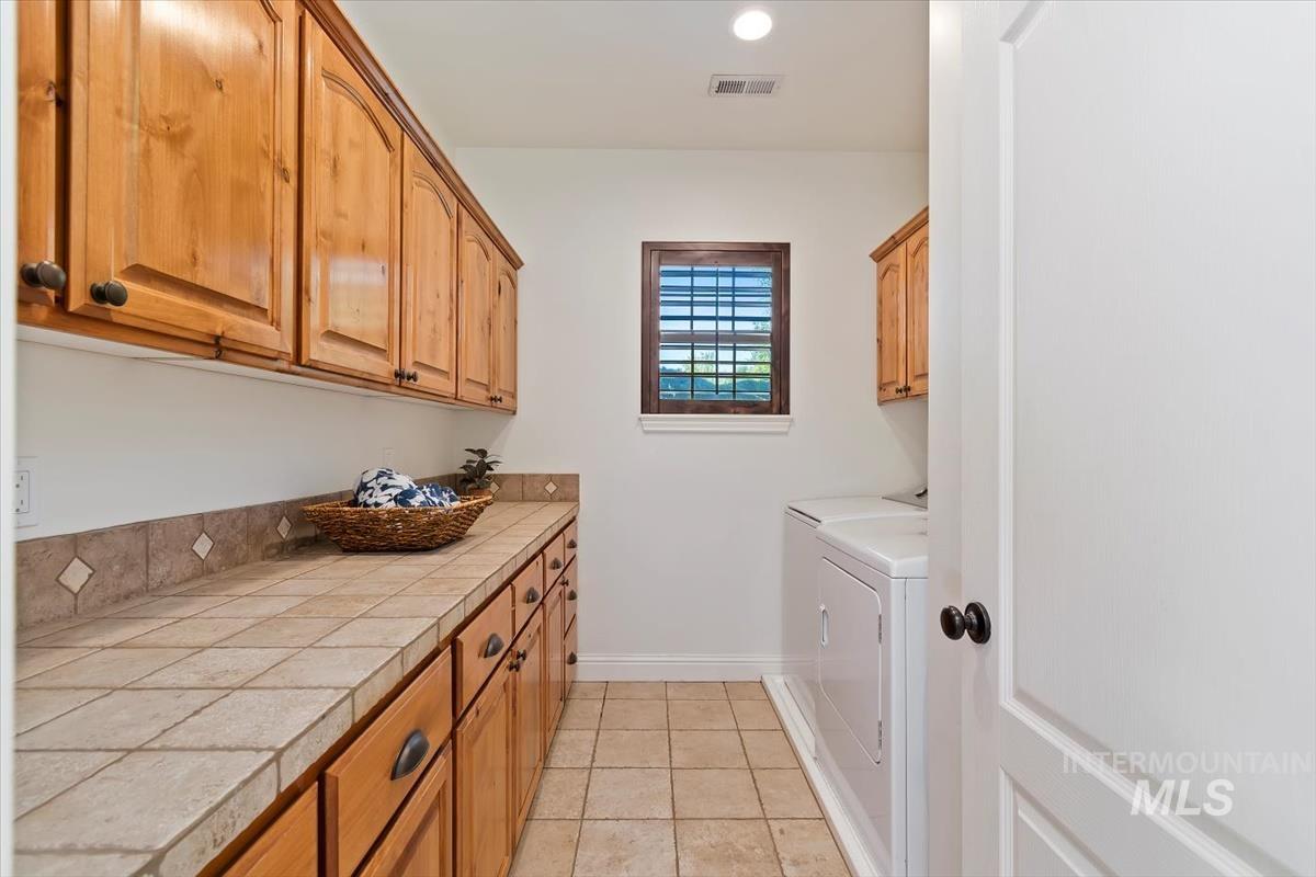 1512 E Rivers End Ct Property Photo 27