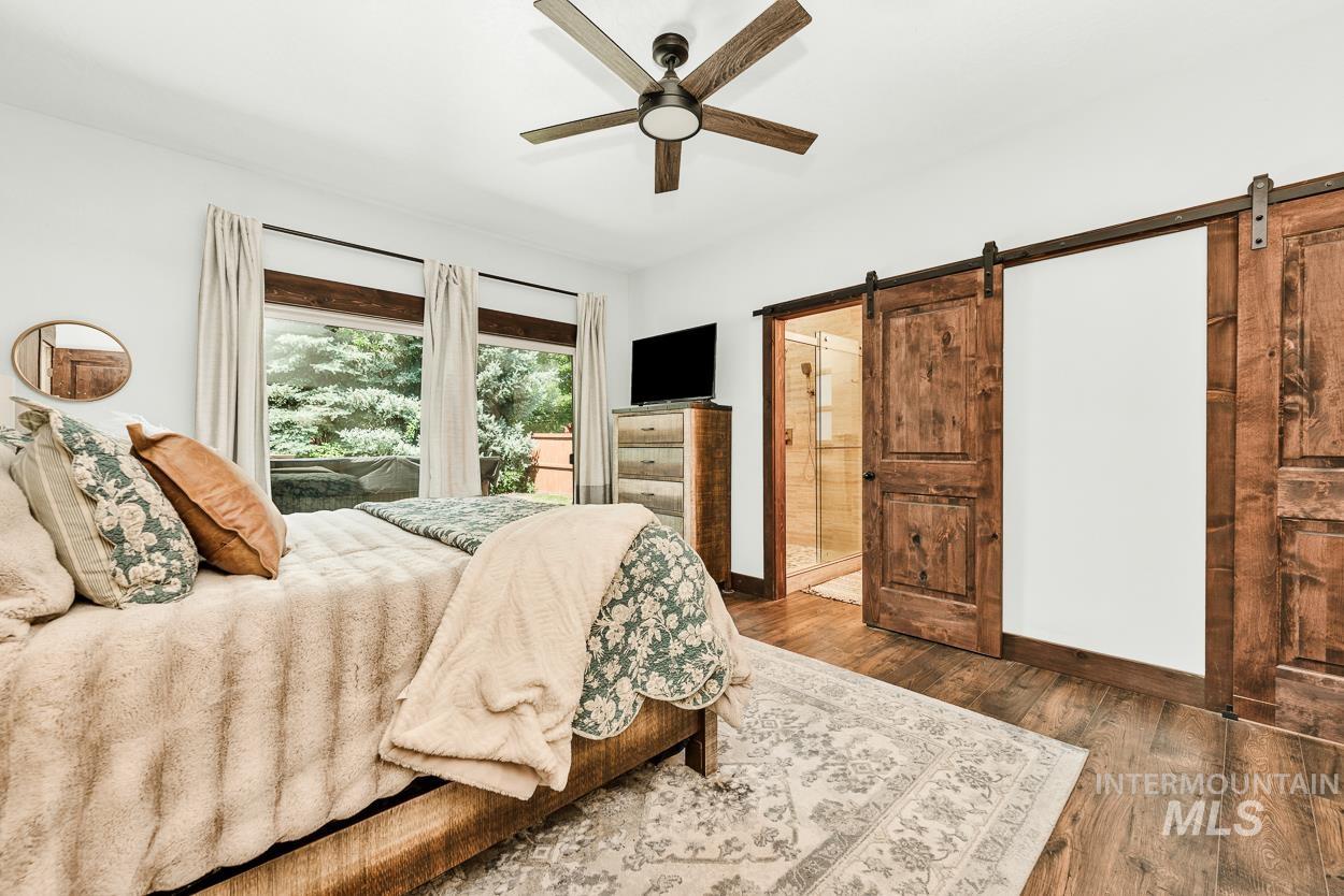 1298 E Portobello Court Property Photo 15