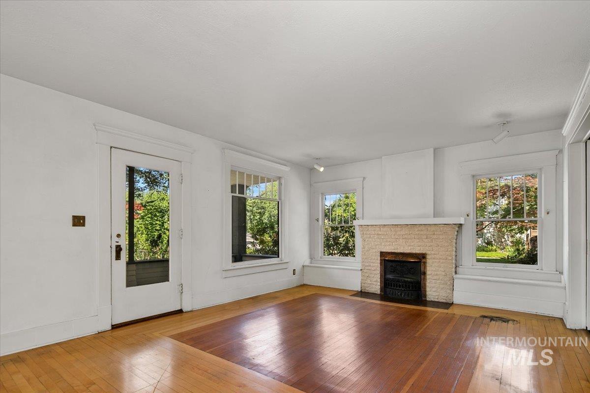616 N 20th. Property Photo 6