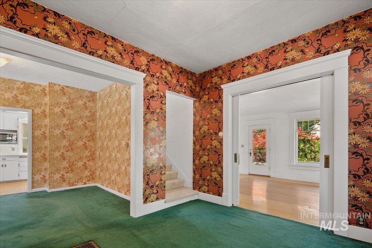 616 N 20th. Property Photo 14