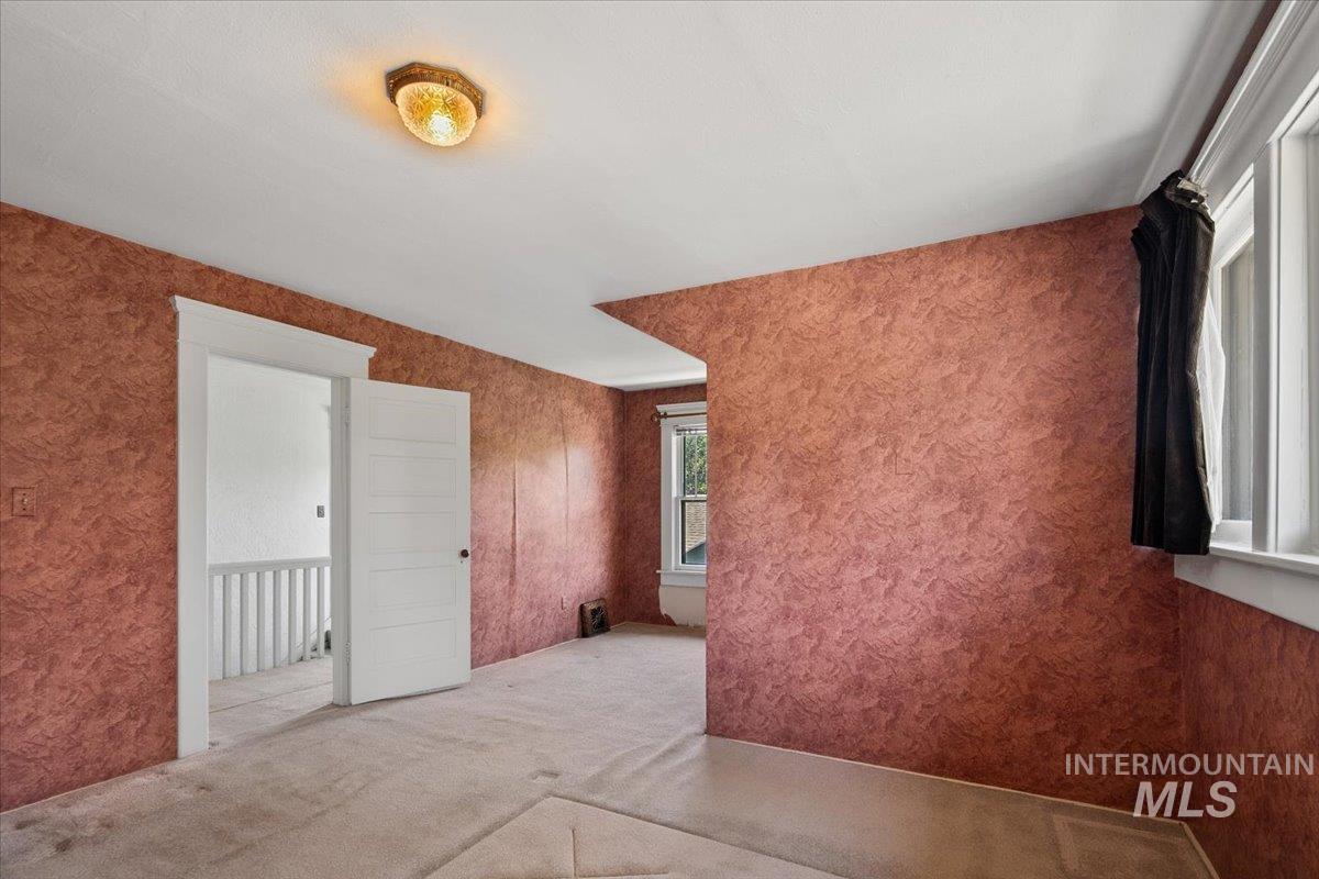 616 N 20th. Property Photo 18