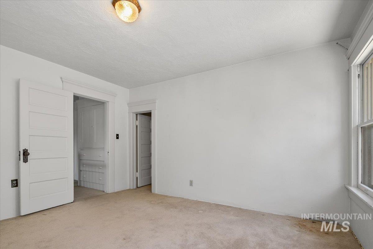 616 N 20th. Property Photo 24