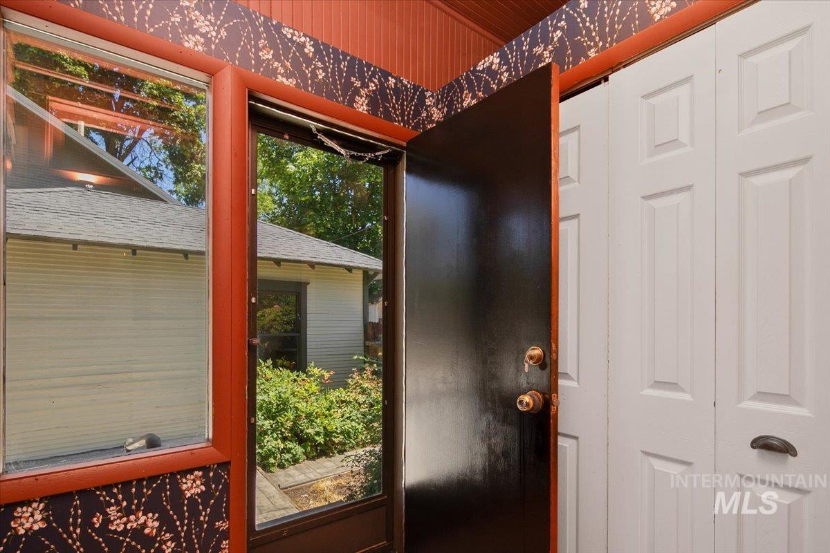 616 N 20th. Property Photo 31