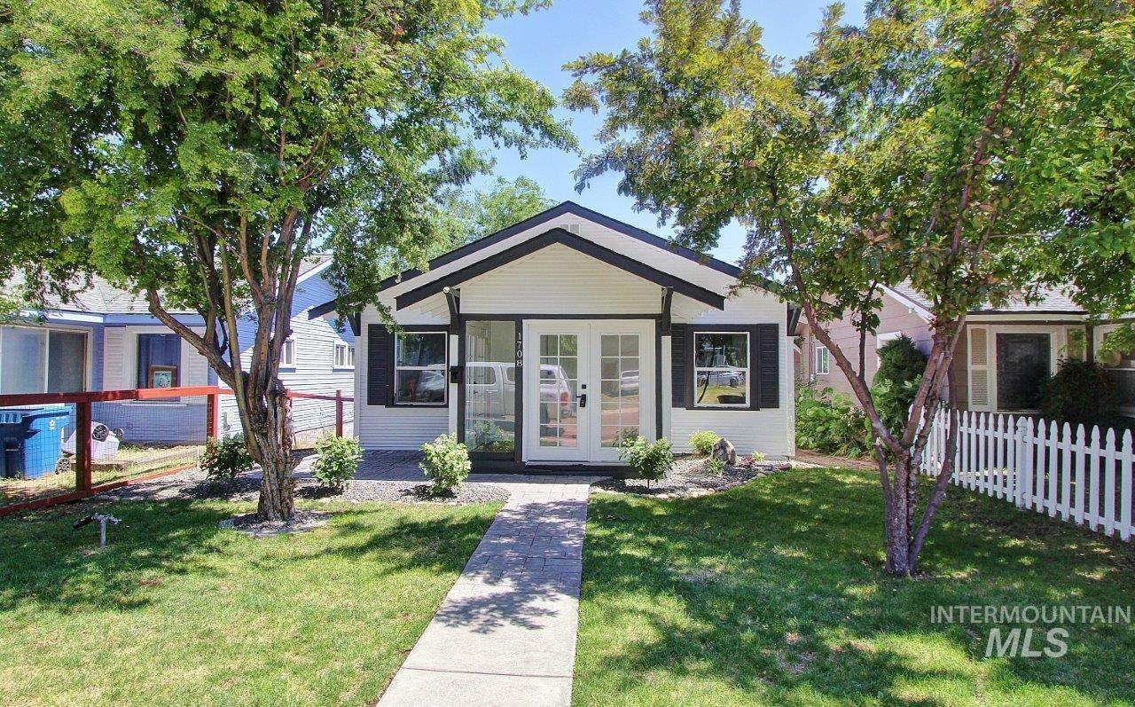 1708 1st. St. S Property Photo 1