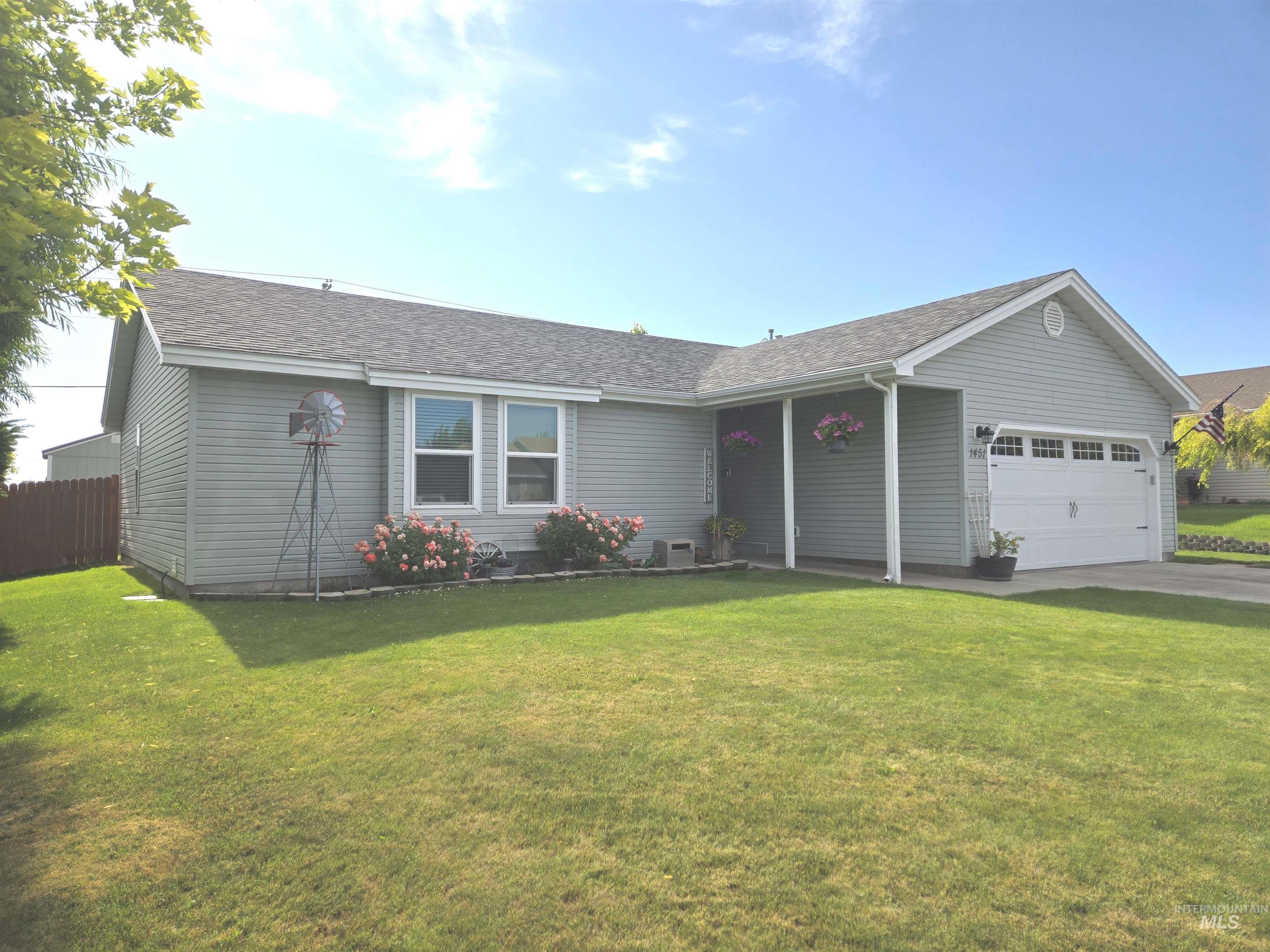 1451 Spurlock Court Property Photo 1
