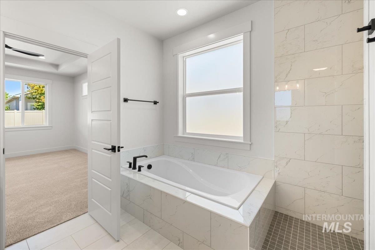 7402 E Newcastle Dr Property Photo 33